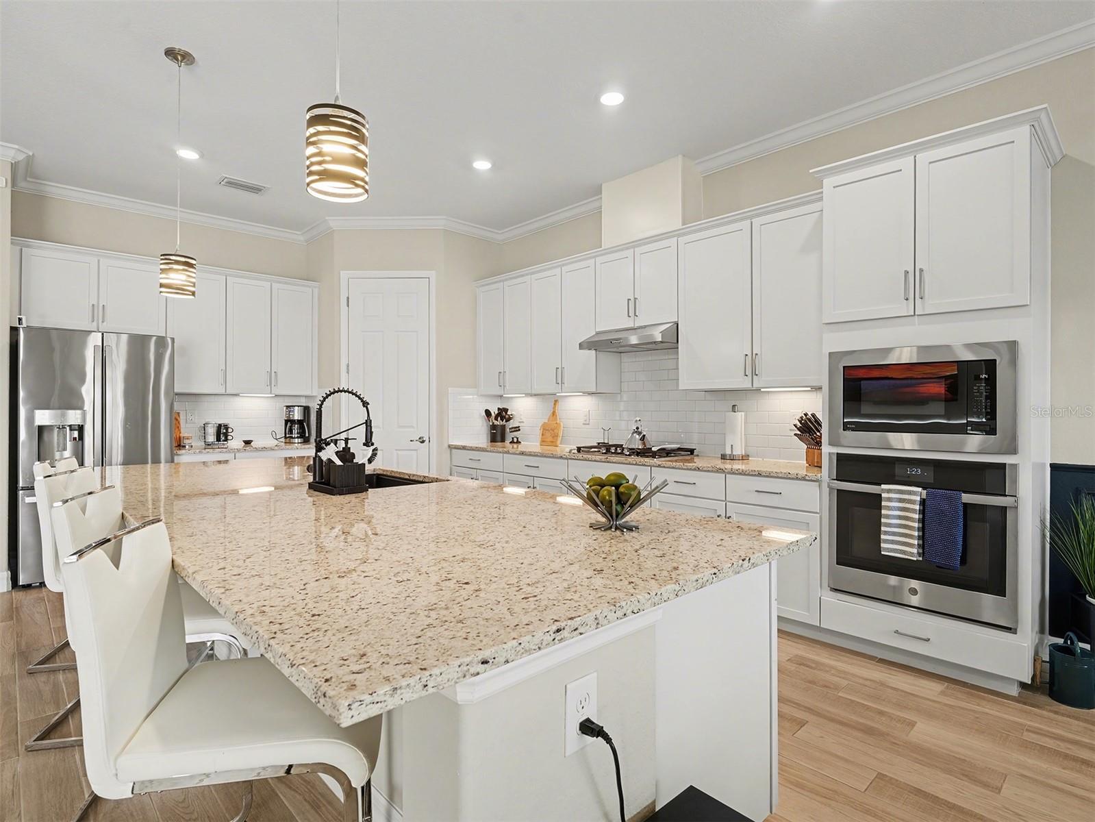 COUNTRY CLUB EAST AT LAKEWD RNCH YY1-4 - Residential