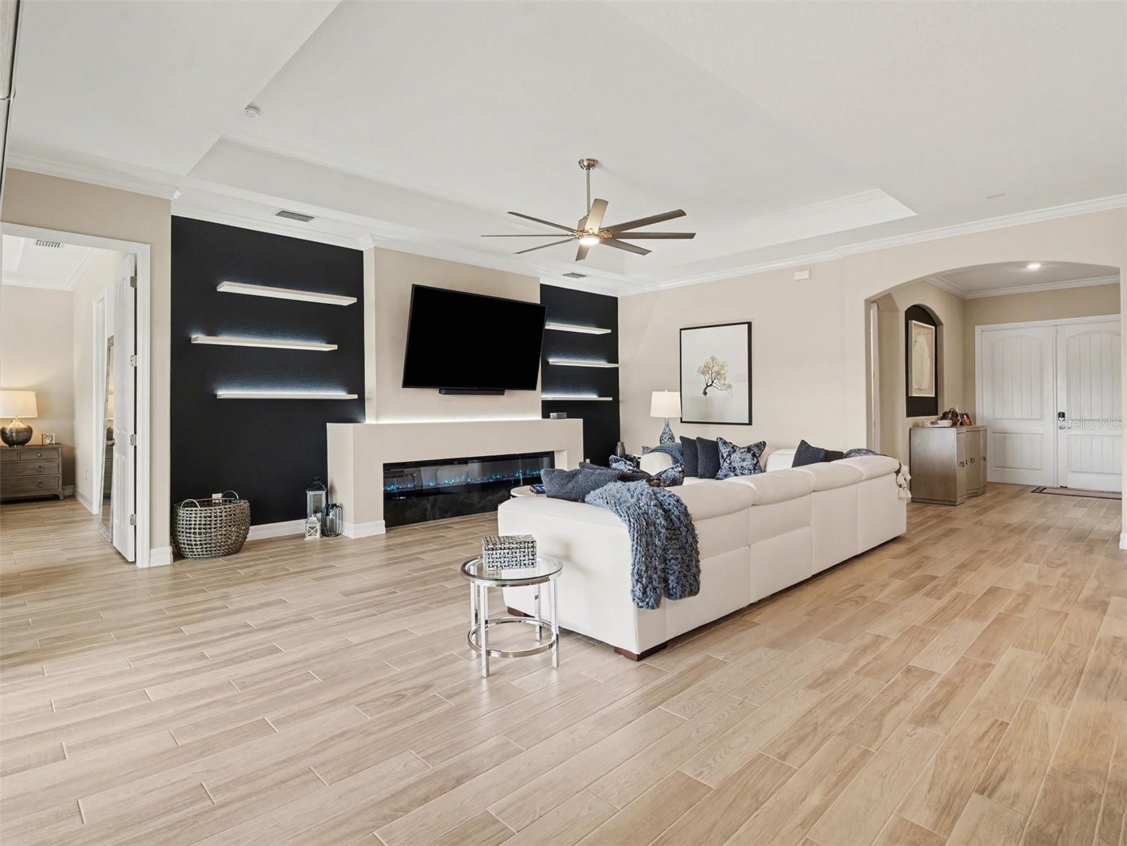 COUNTRY CLUB EAST AT LAKEWD RNCH YY1-4 - Residential