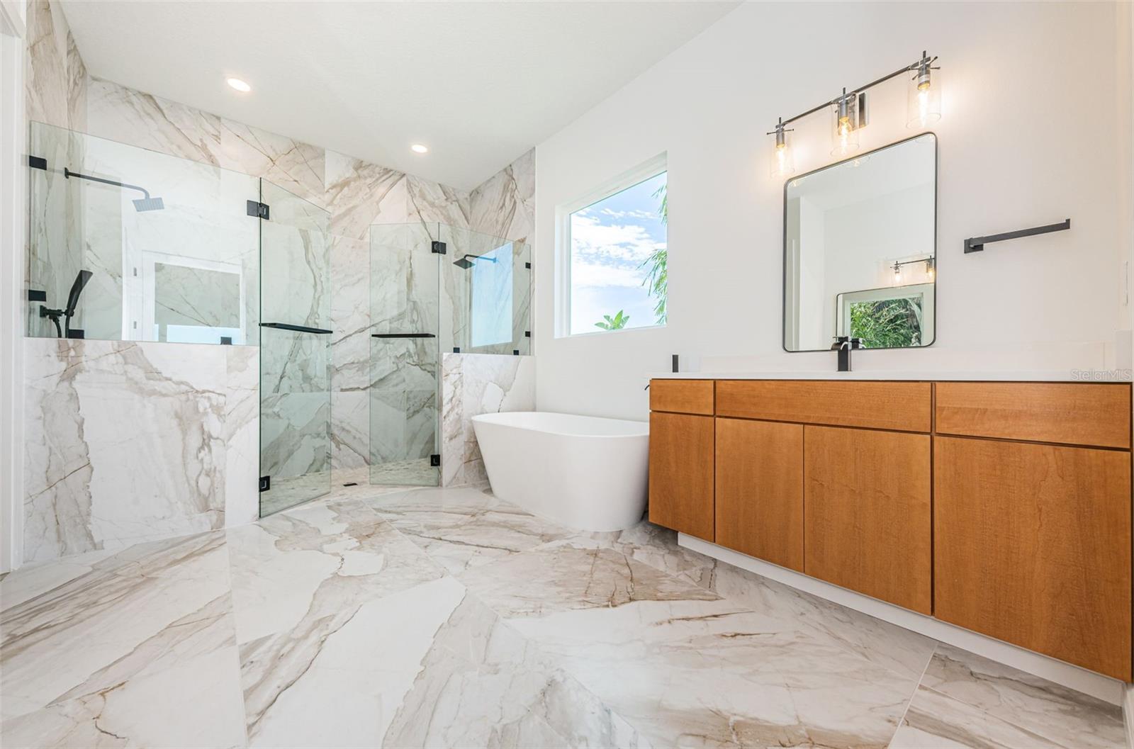 BROADWATER UNIT 2 - Residential