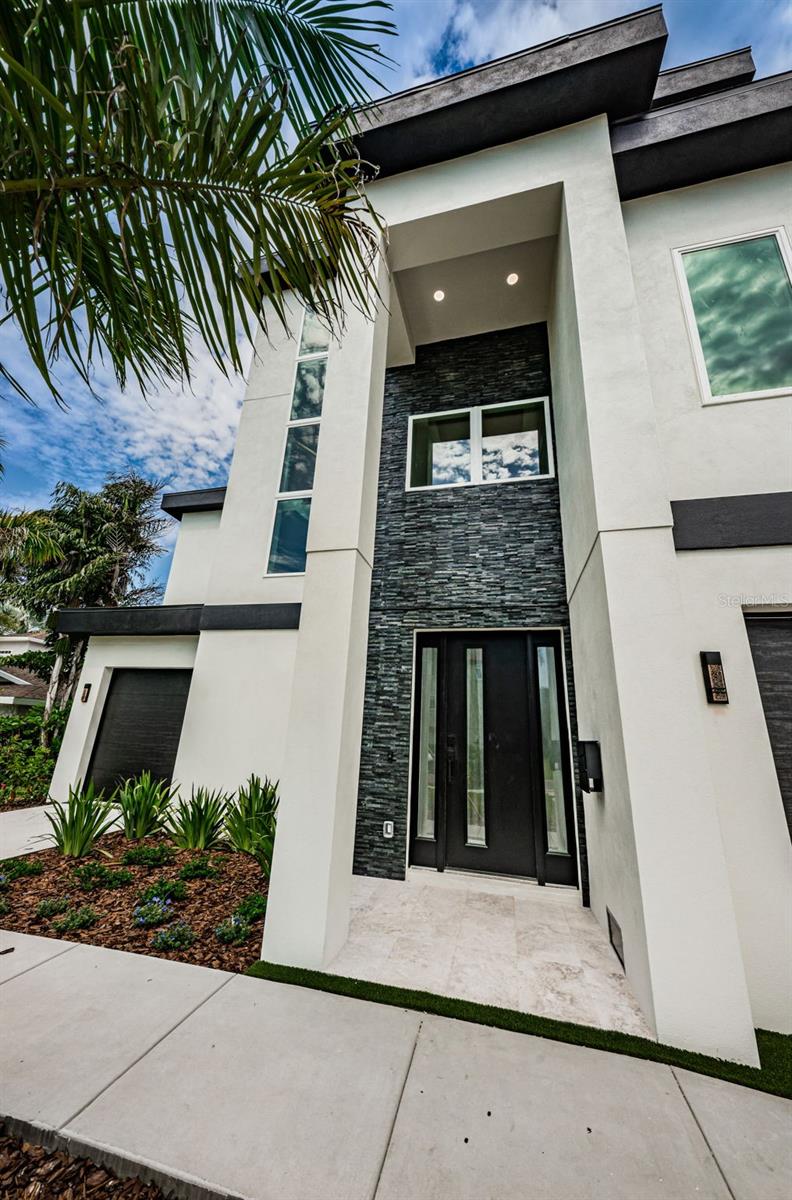 BROADWATER UNIT 2 - Residential