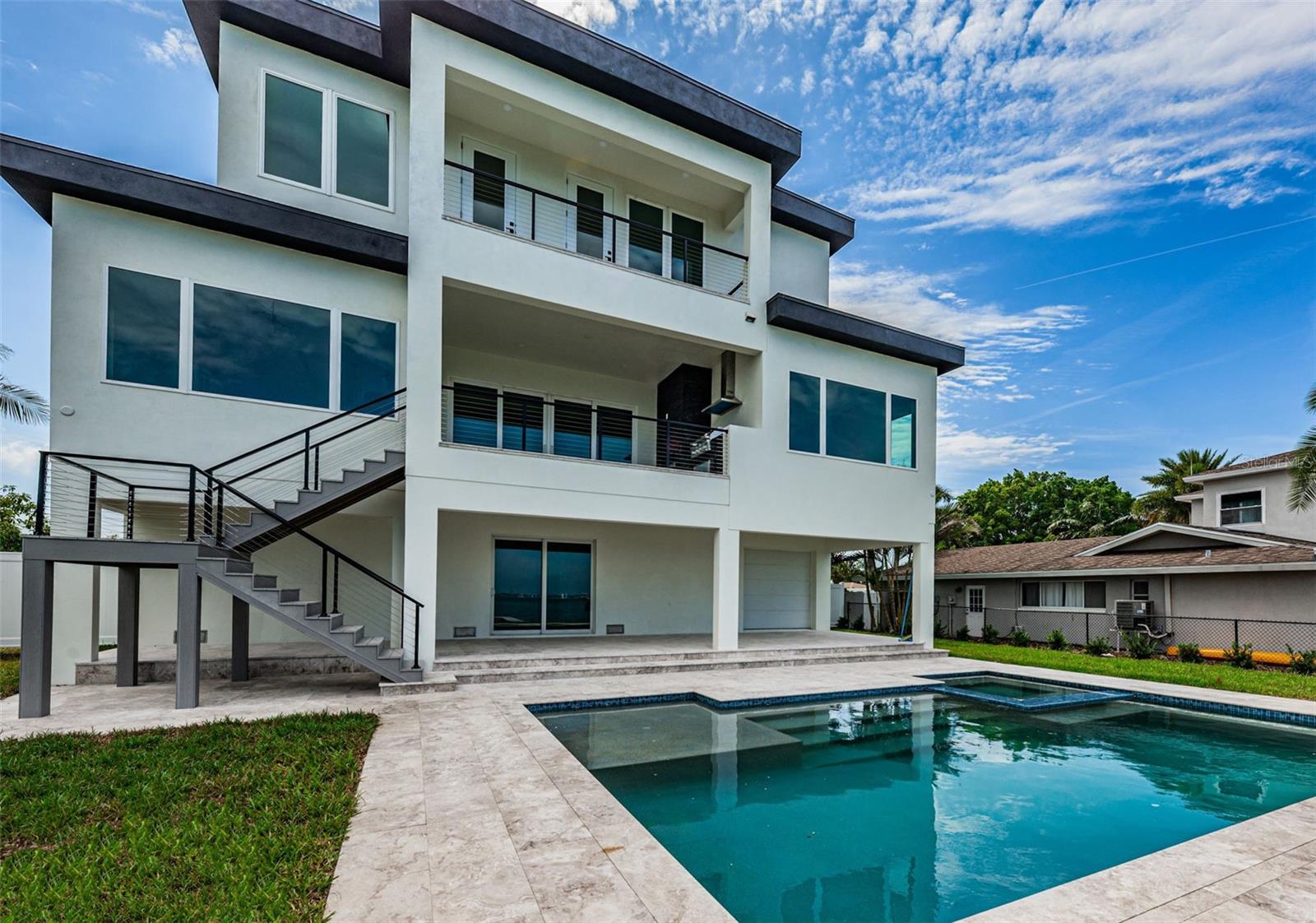 BROADWATER UNIT 2 - Residential