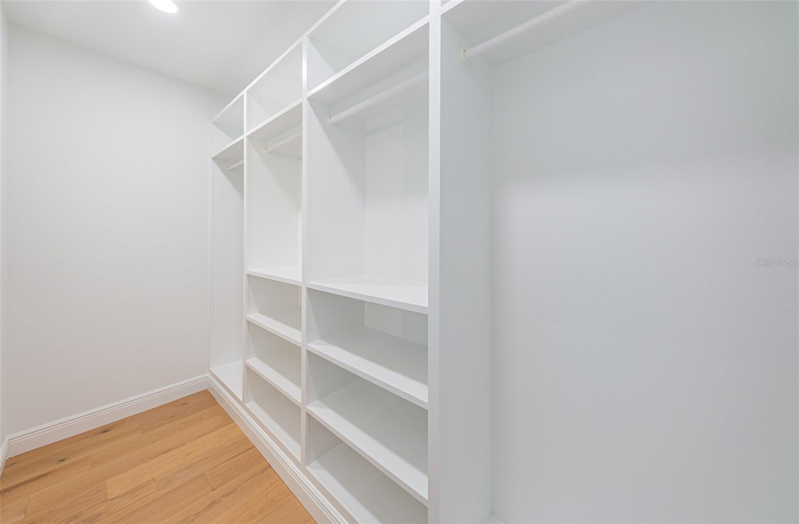 BROADWATER UNIT 2 - Residential