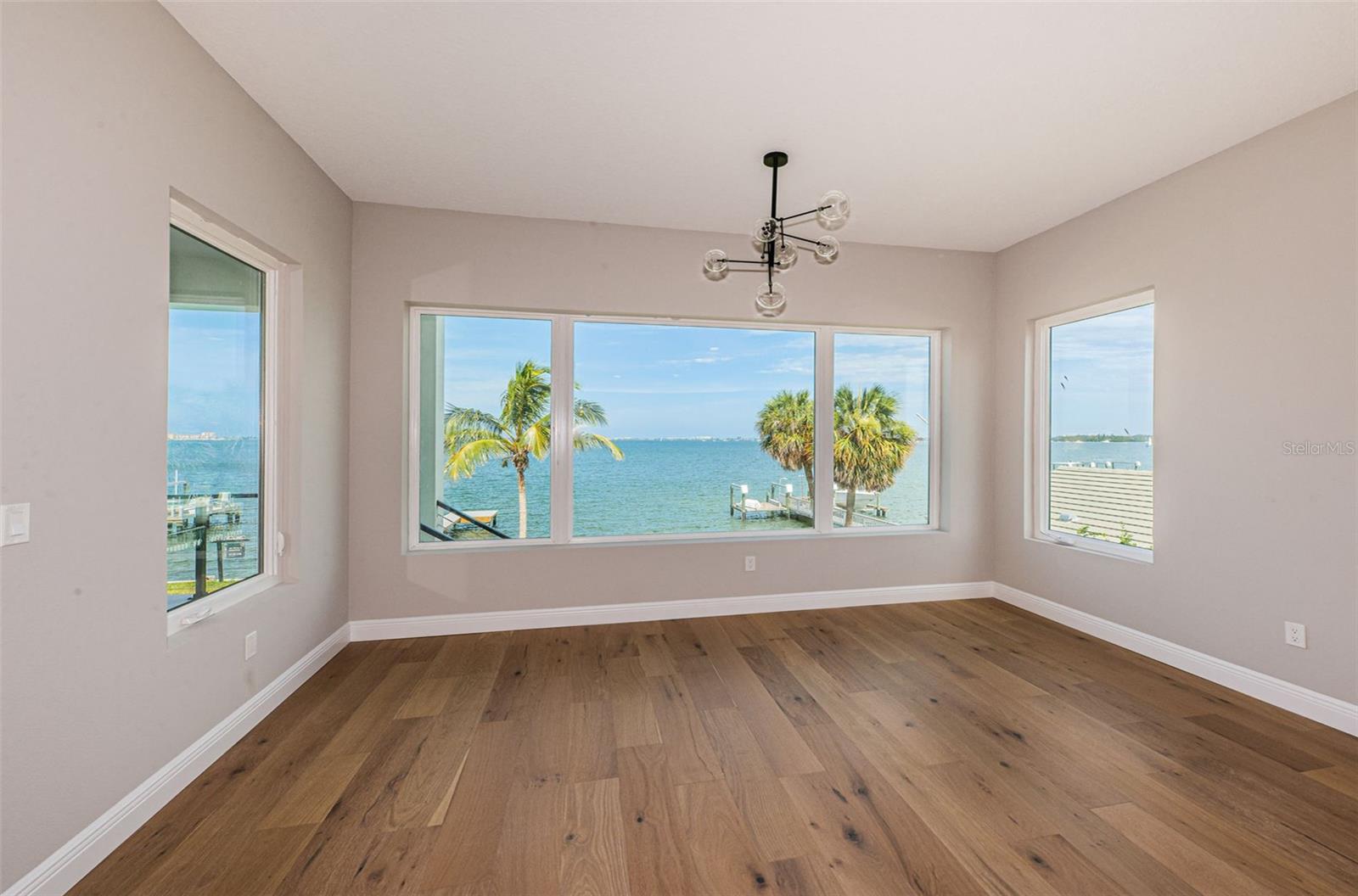 BROADWATER UNIT 2 - Residential