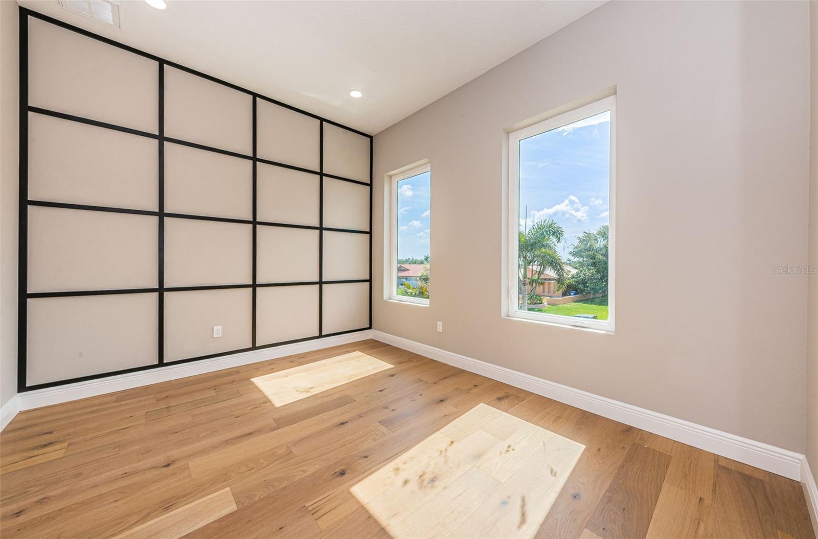 BROADWATER UNIT 2 - Residential