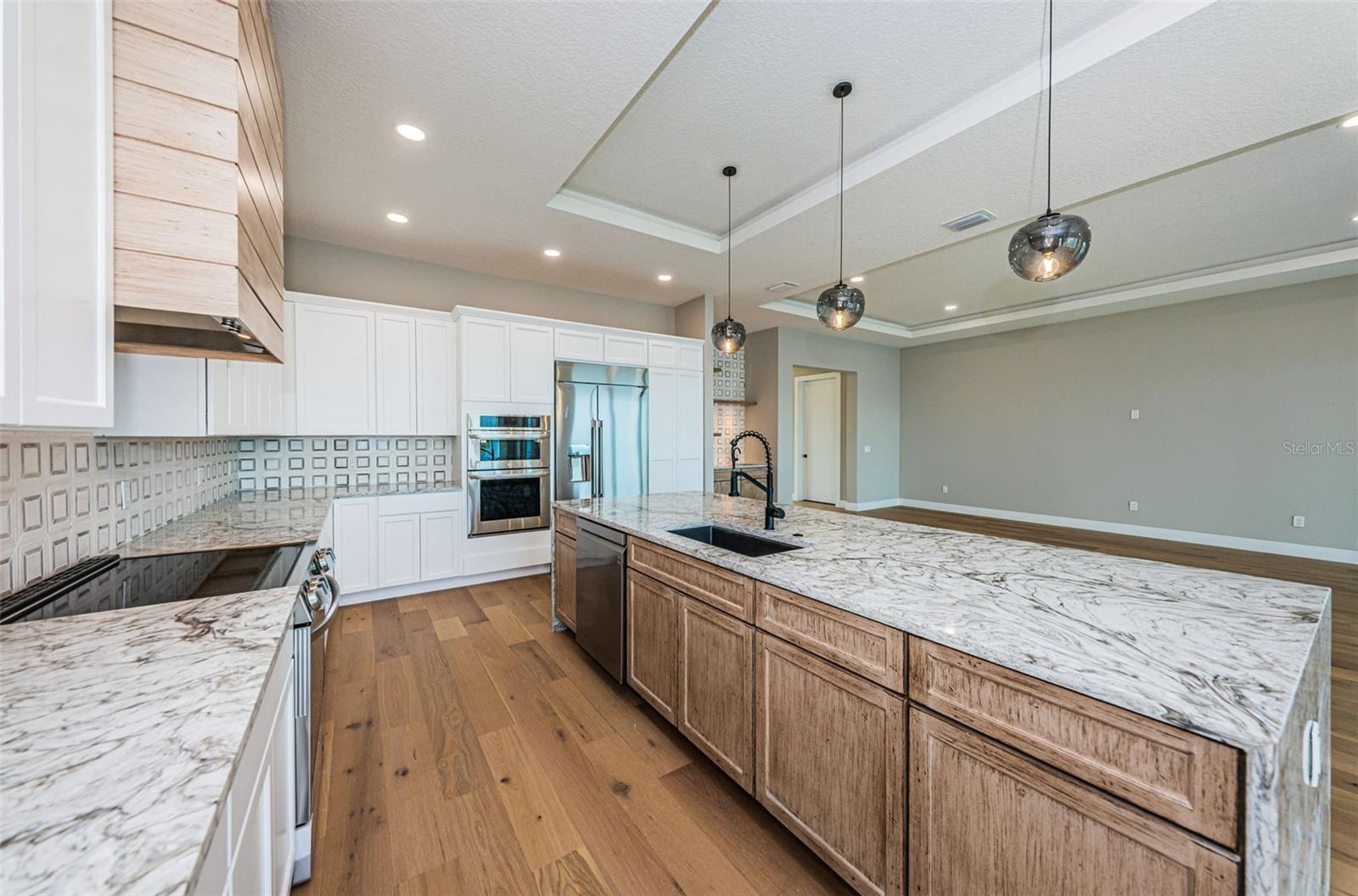 BROADWATER UNIT 2 - Residential