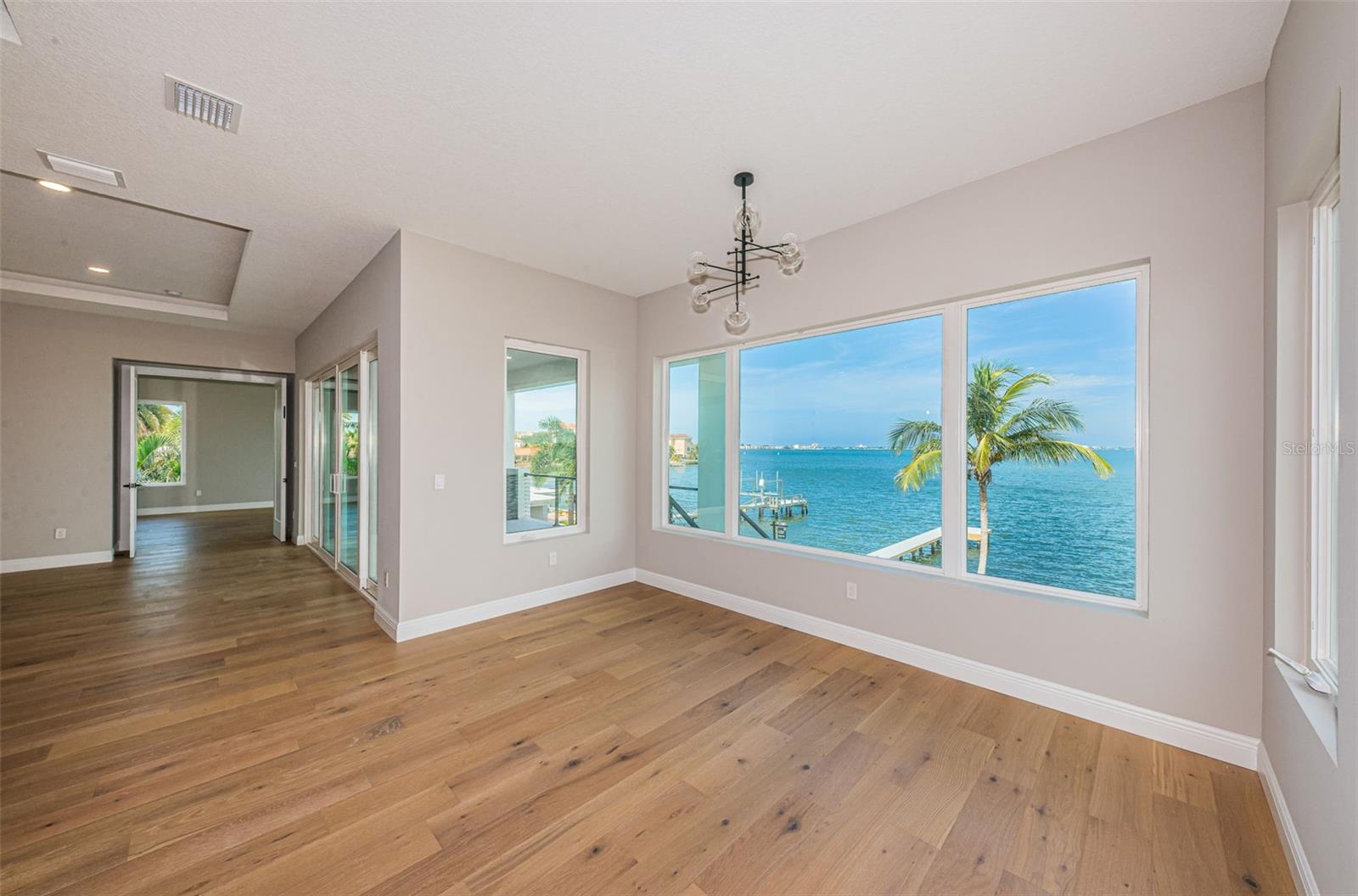 BROADWATER UNIT 2 - Residential