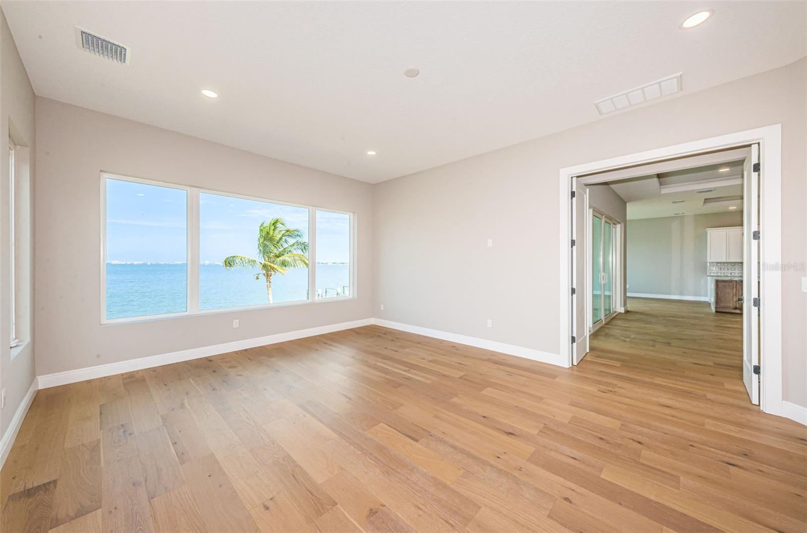 BROADWATER UNIT 2 - Residential