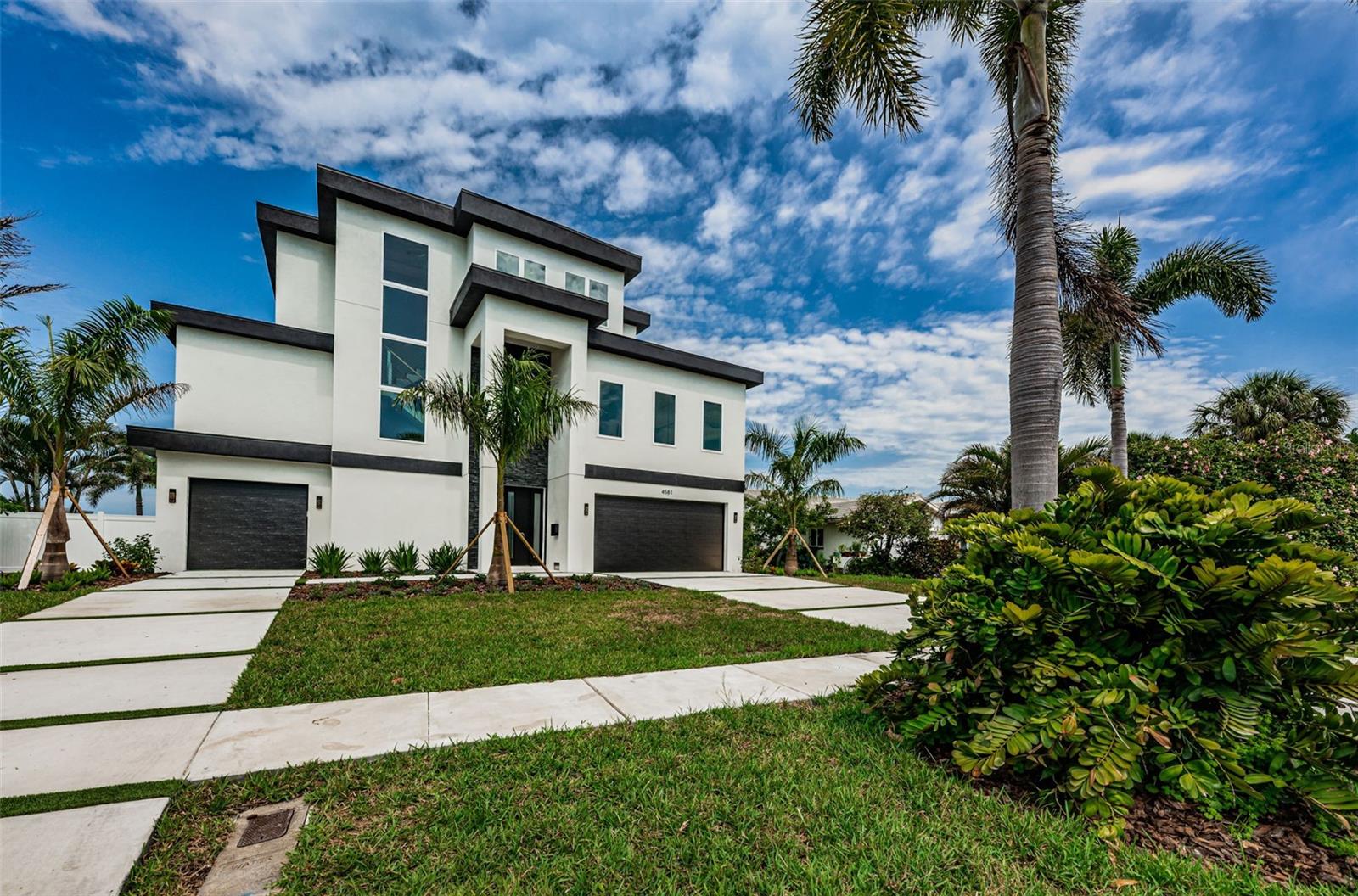 BROADWATER UNIT 2 - Residential