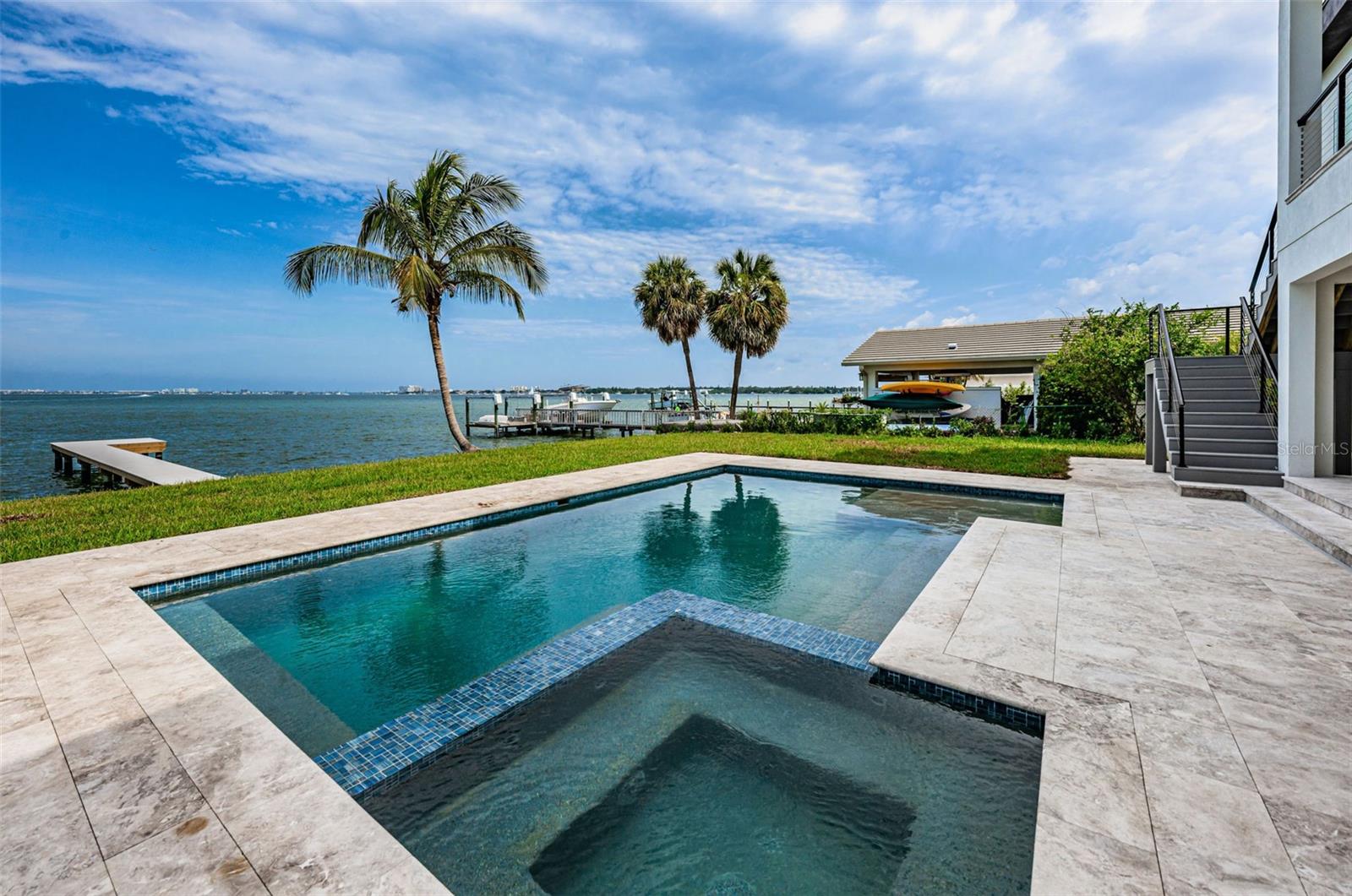 BROADWATER UNIT 2 - Residential