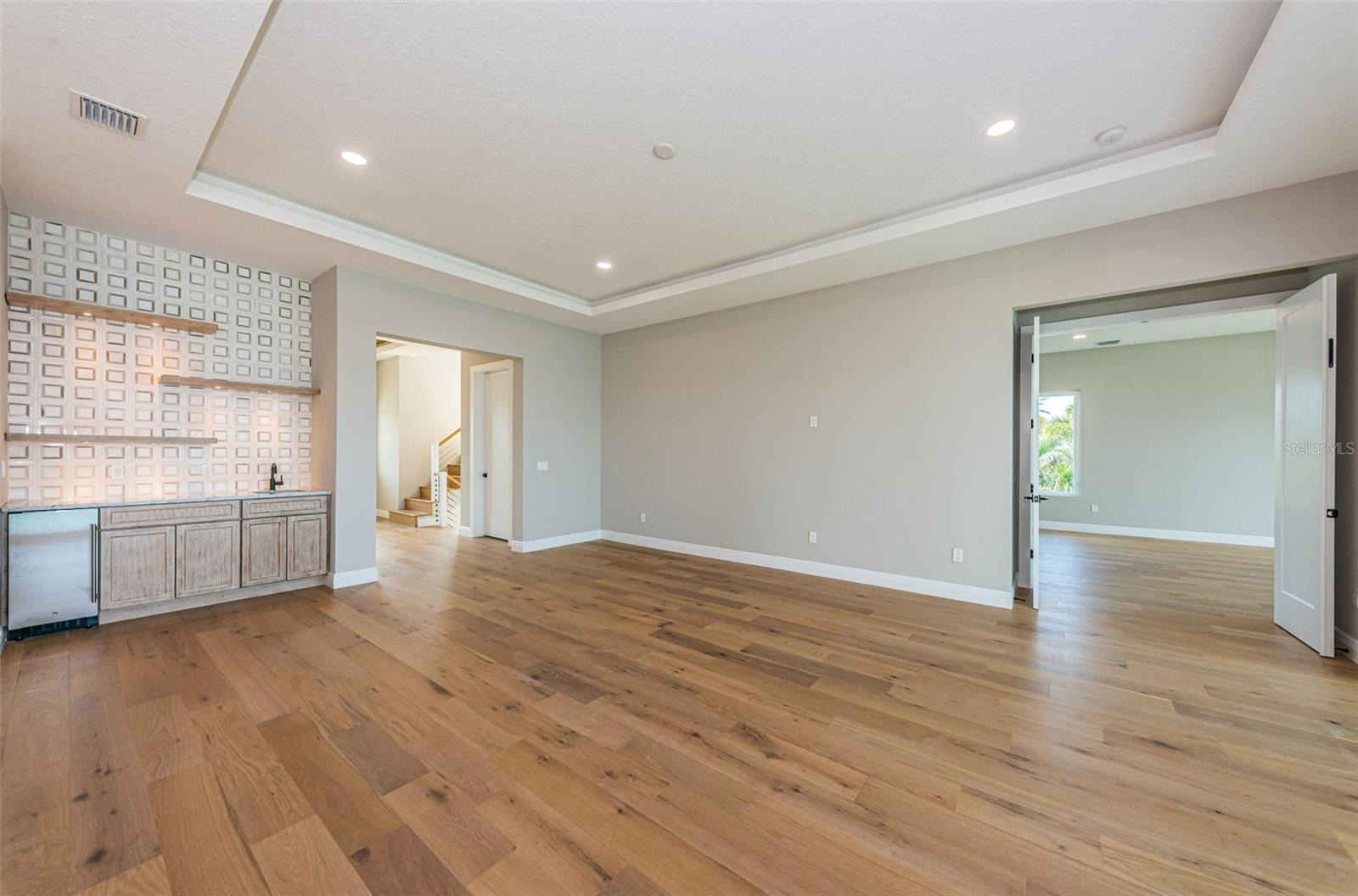 BROADWATER UNIT 2 - Residential