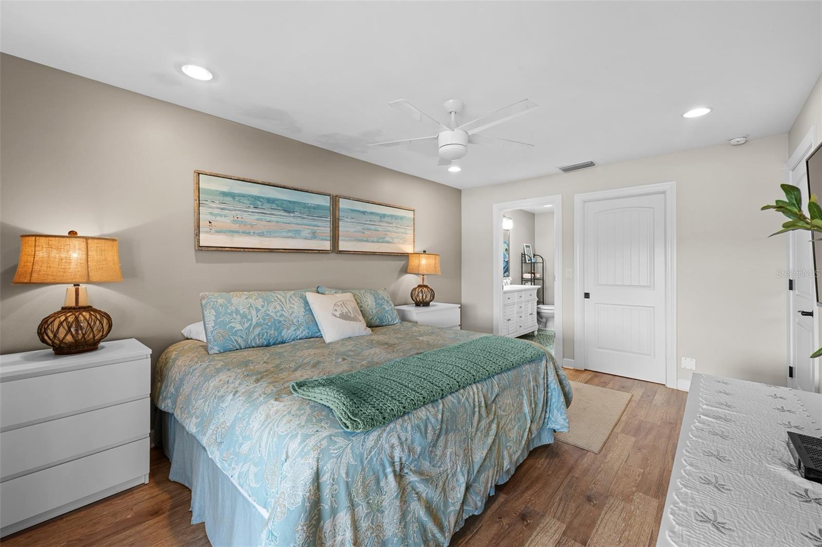 VILLAS ON POINT BRITTANY CONDO - Residential