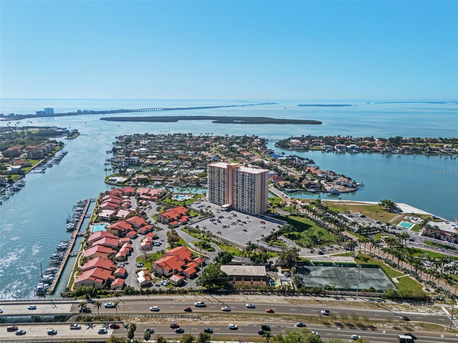 VILLAS ON POINT BRITTANY CONDO - Residential