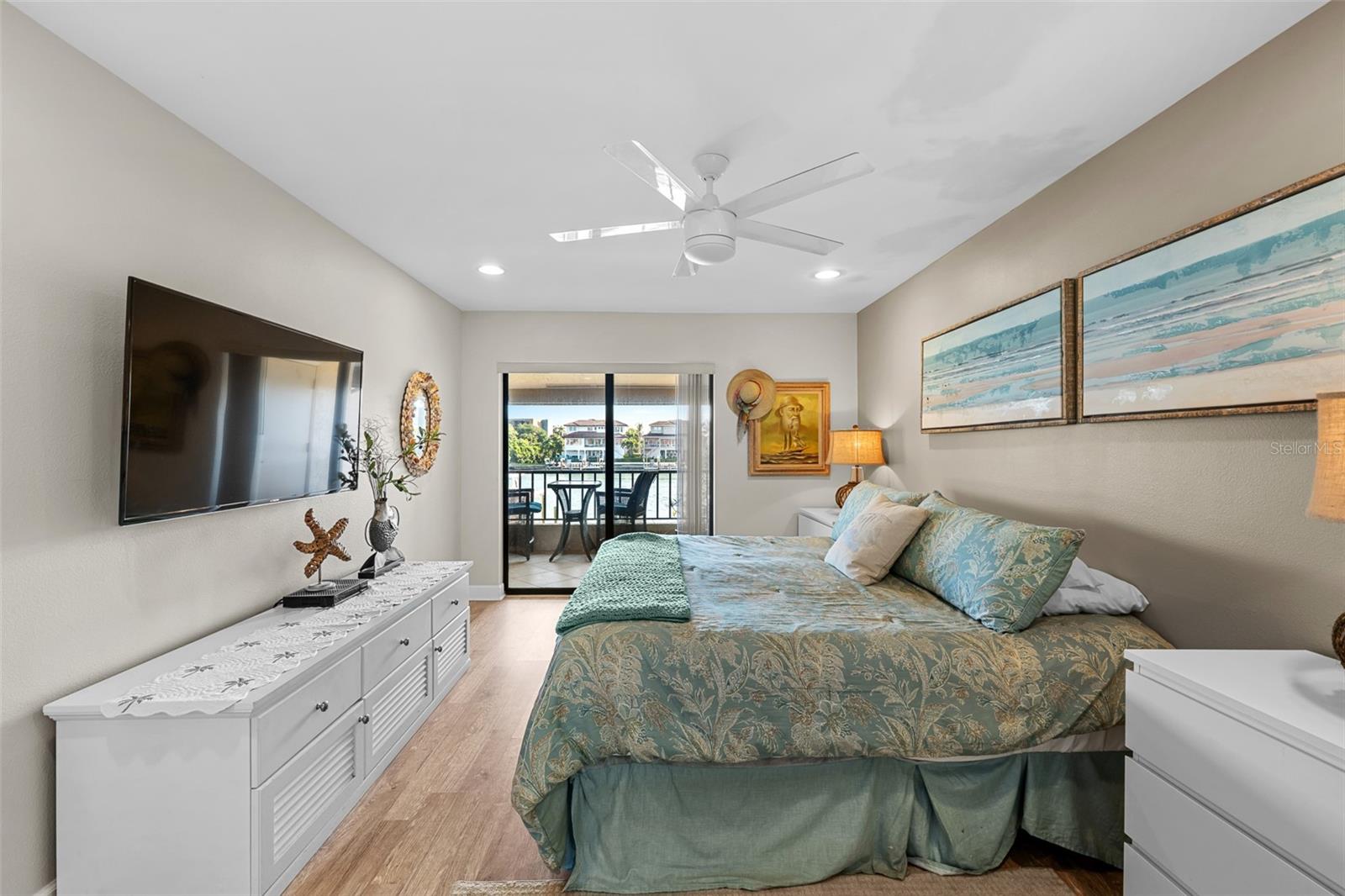 VILLAS ON POINT BRITTANY CONDO - Residential