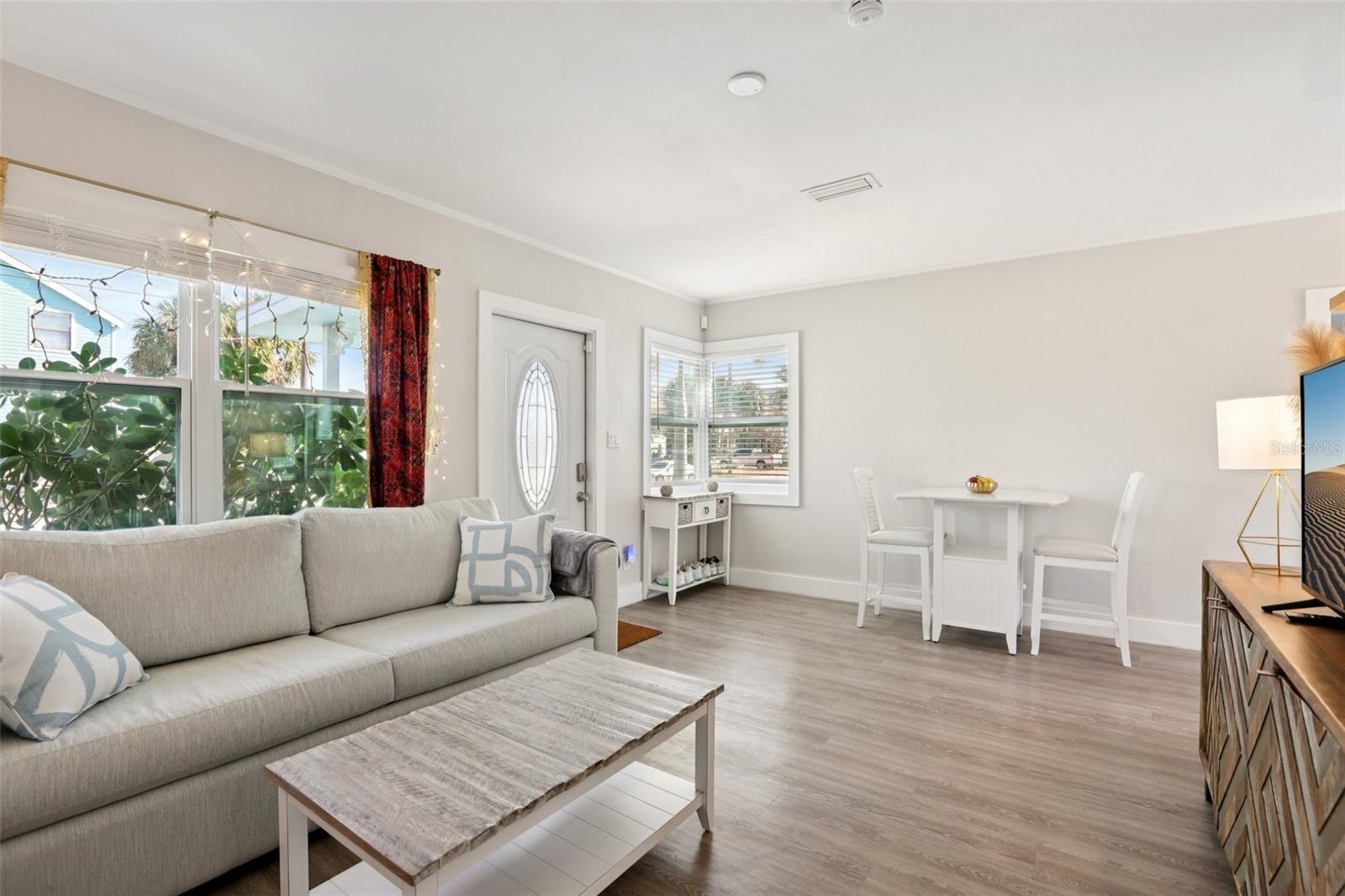 LONE PALM BEACH 4TH ADD - Residential