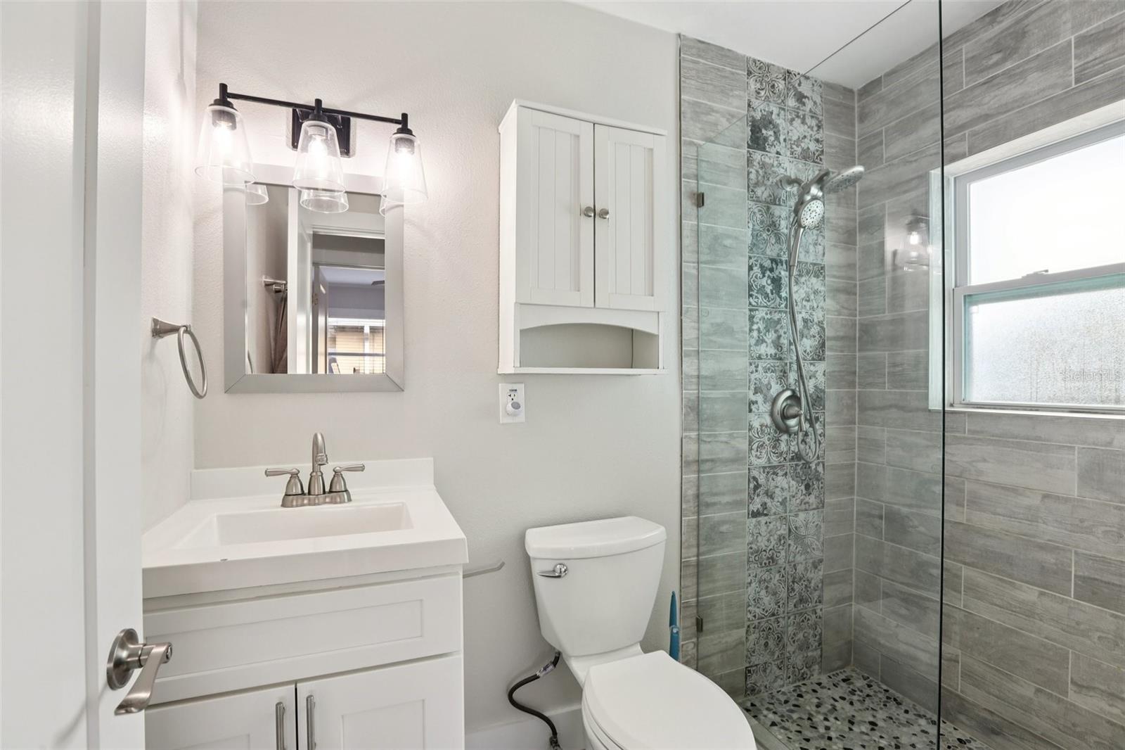 LONE PALM BEACH 4TH ADD - Residential