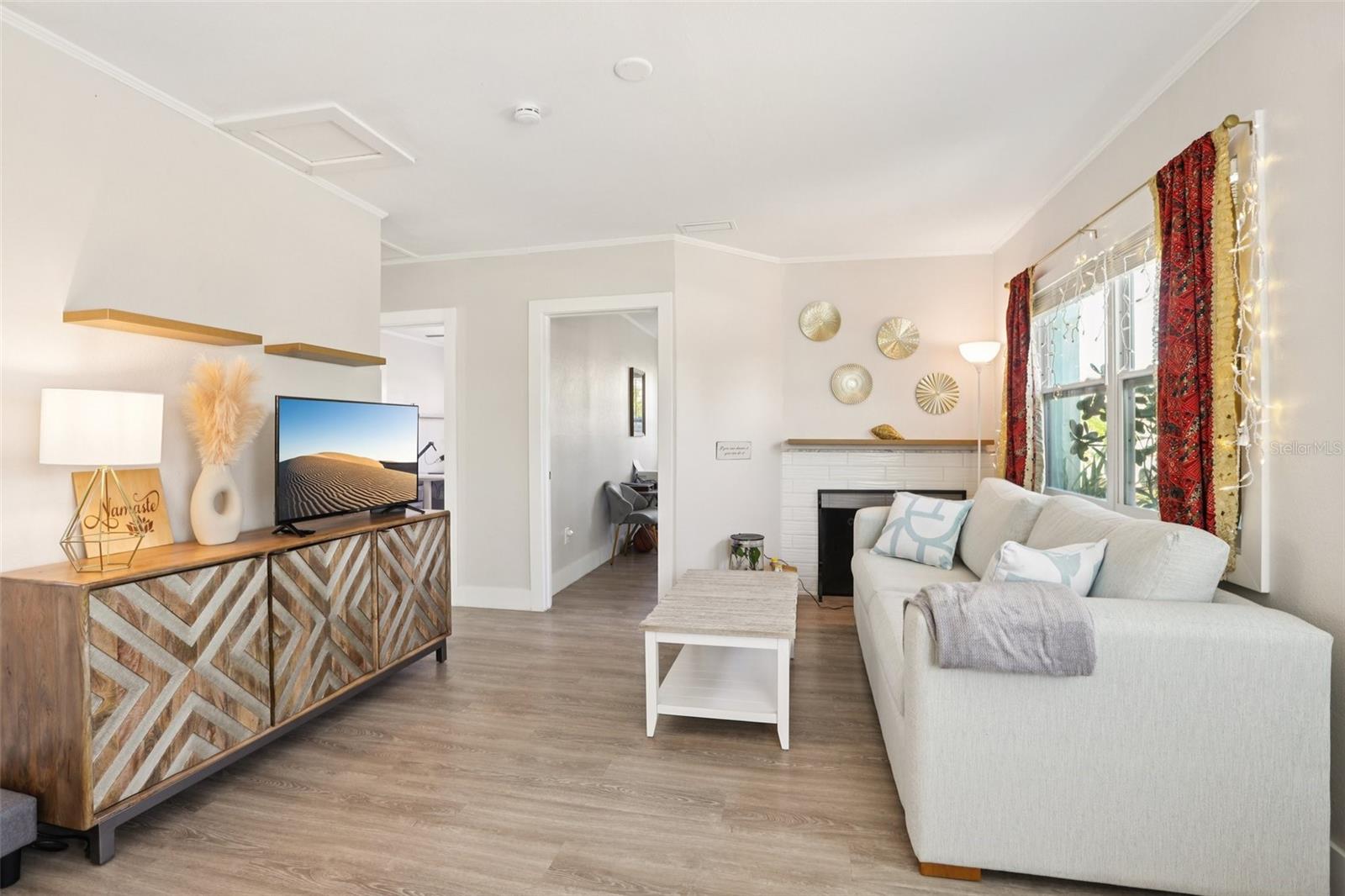 LONE PALM BEACH 4TH ADD - Residential