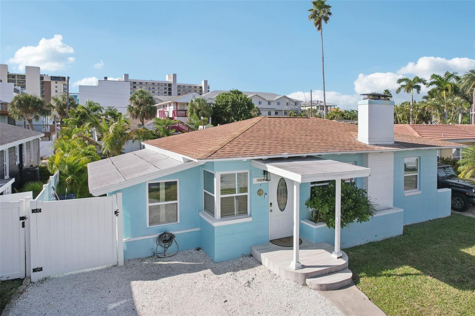 LONE PALM BEACH 4TH ADD - Residential