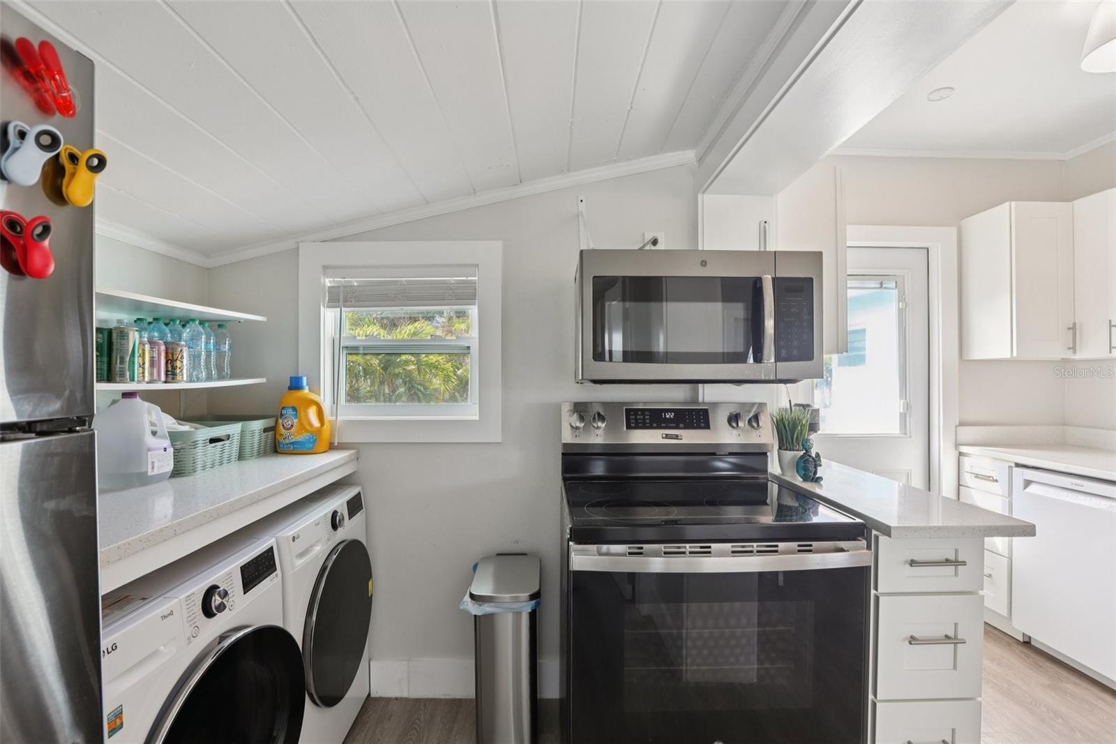 LONE PALM BEACH 4TH ADD - Residential