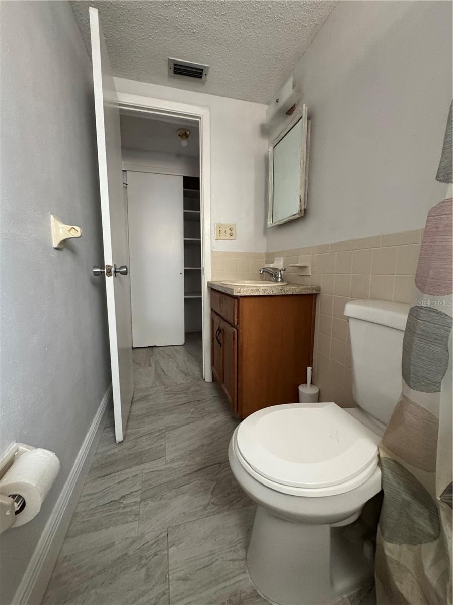 REGENCY PARK - Residential