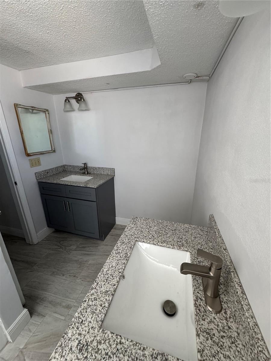 REGENCY PARK - Residential