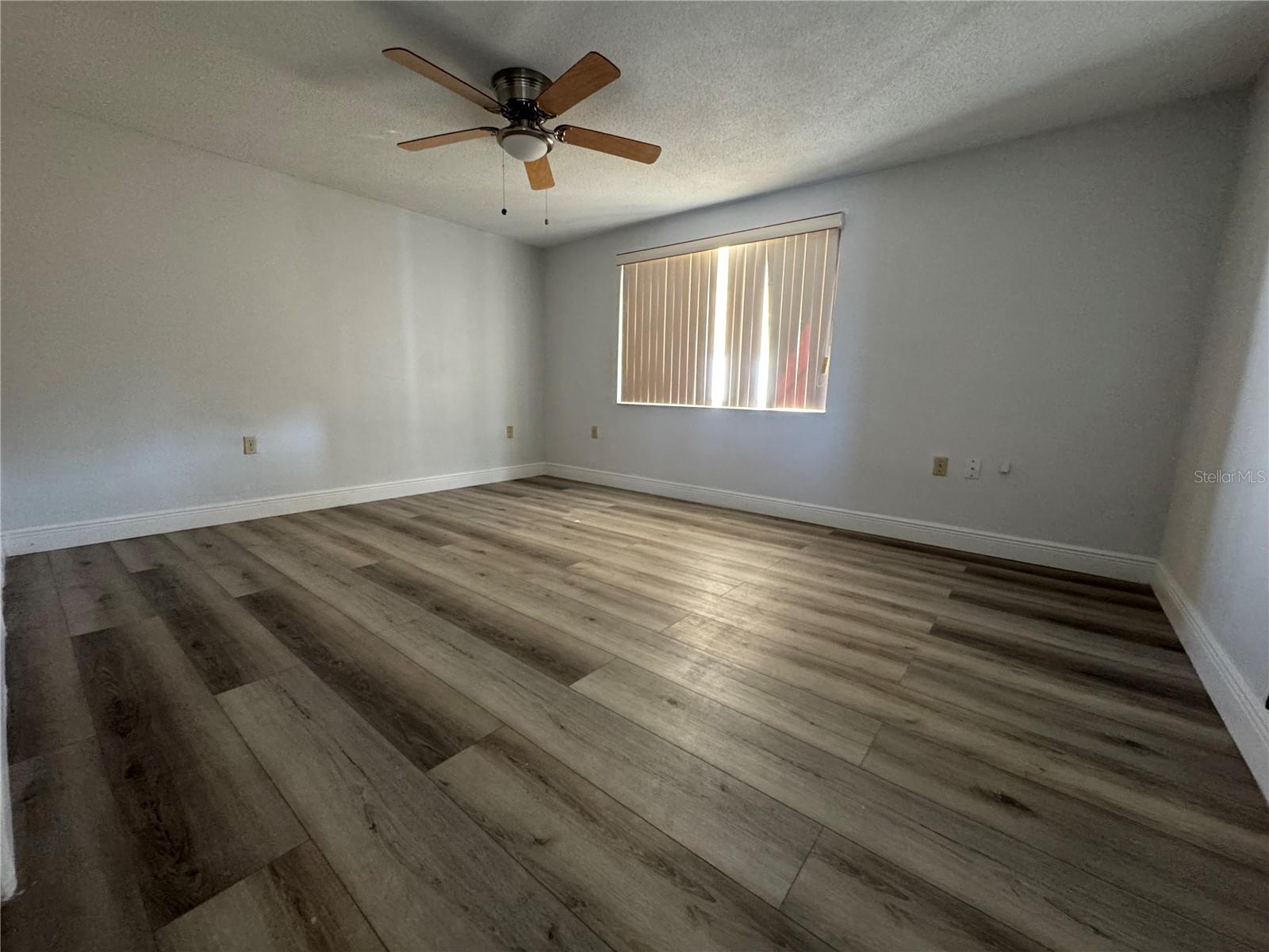 REGENCY PARK - Residential