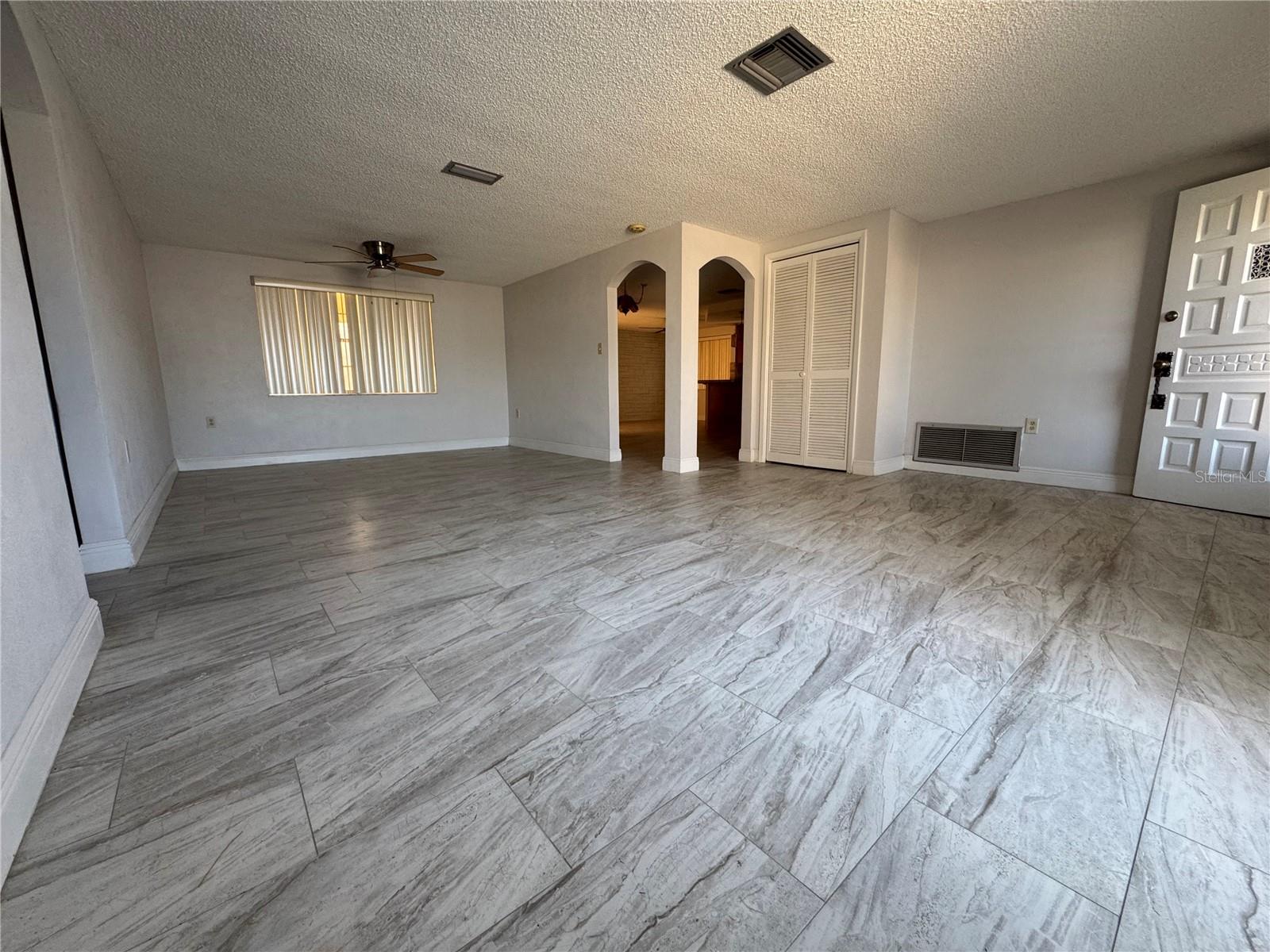 REGENCY PARK - Residential