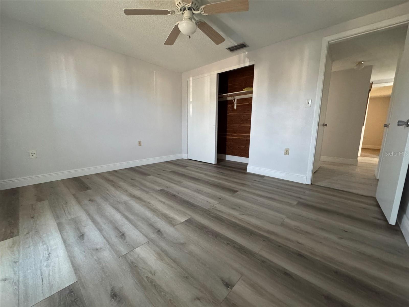 REGENCY PARK - Residential