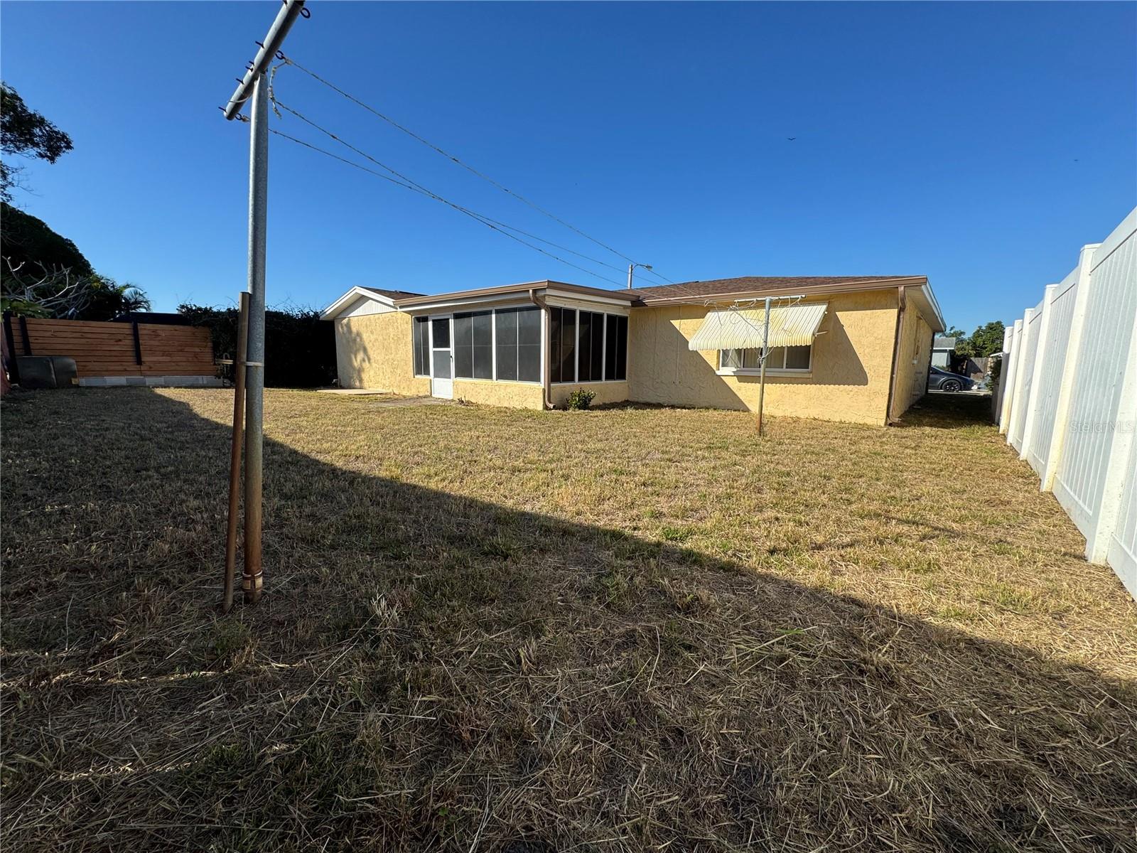 REGENCY PARK - Residential