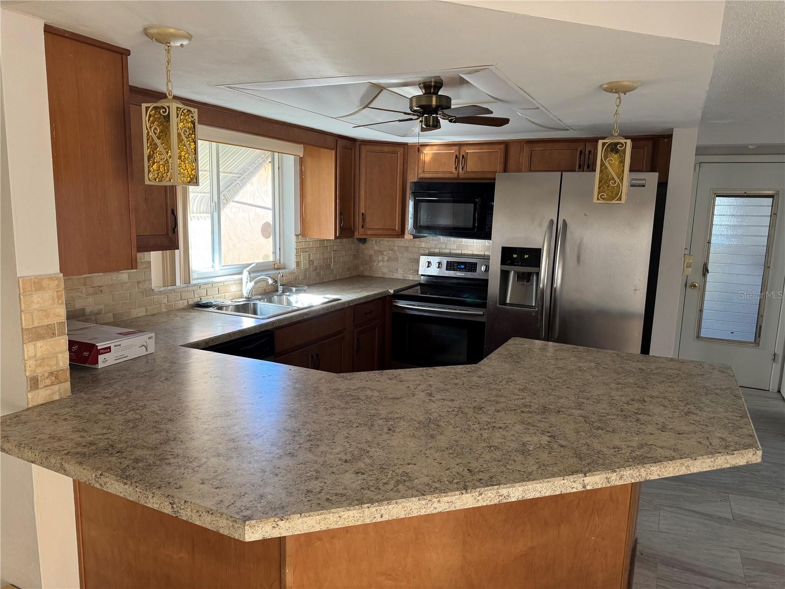 REGENCY PARK - Residential