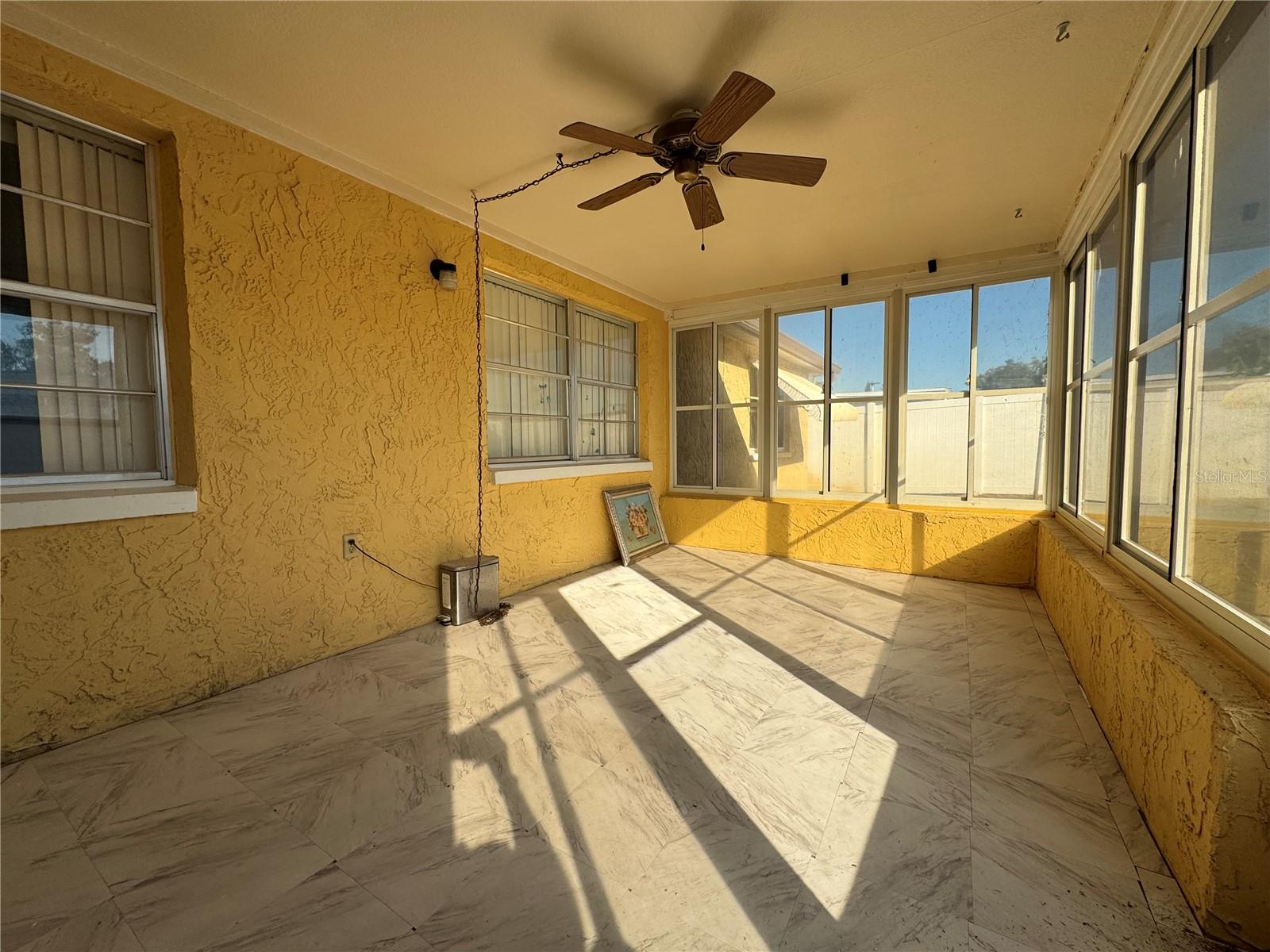 REGENCY PARK - Residential