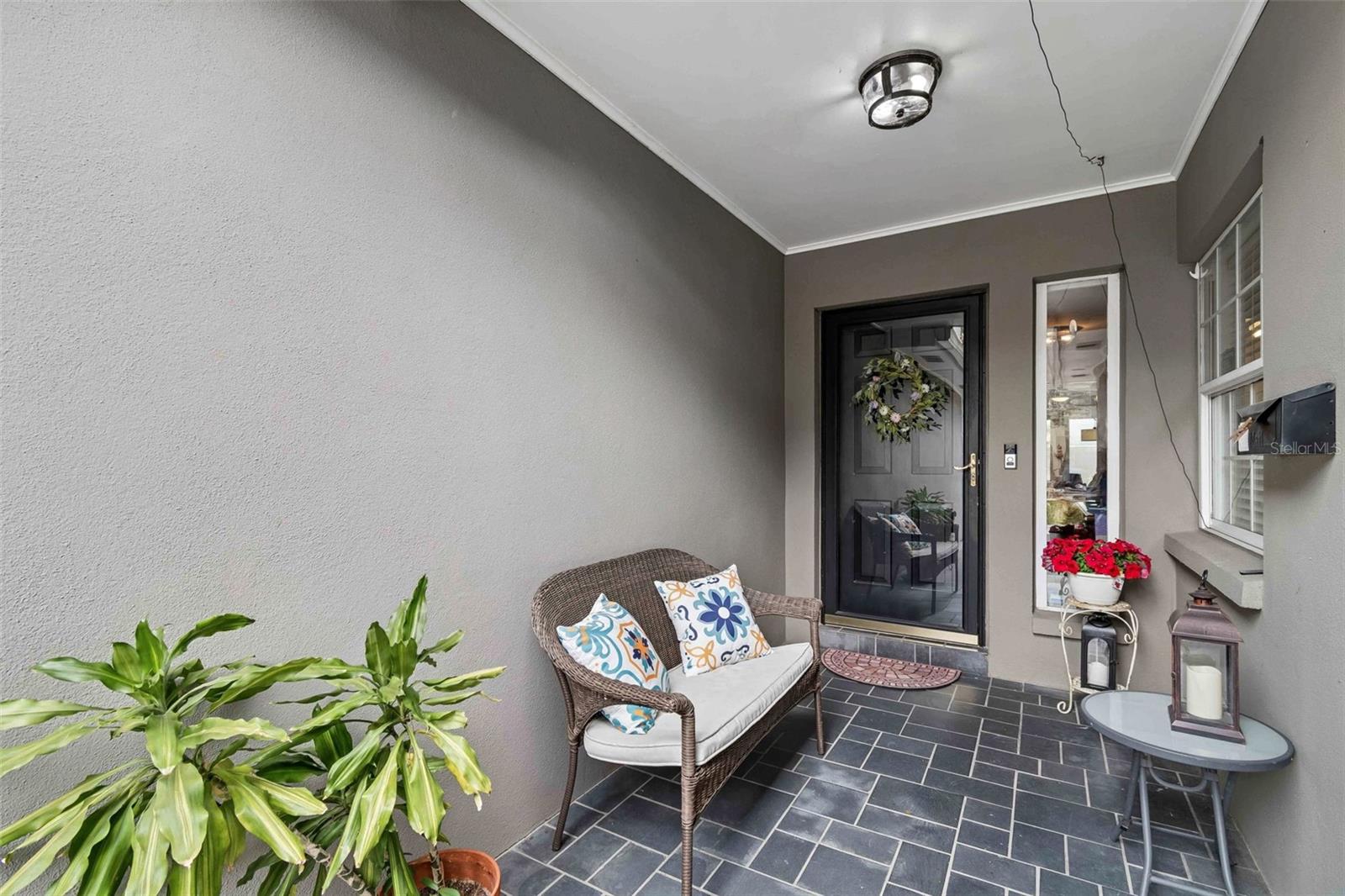 2417 W JETTON AVENUE