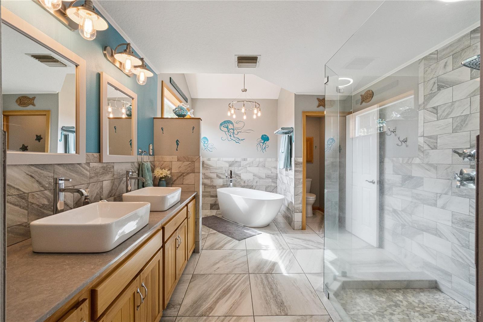 S L & I C - Residential