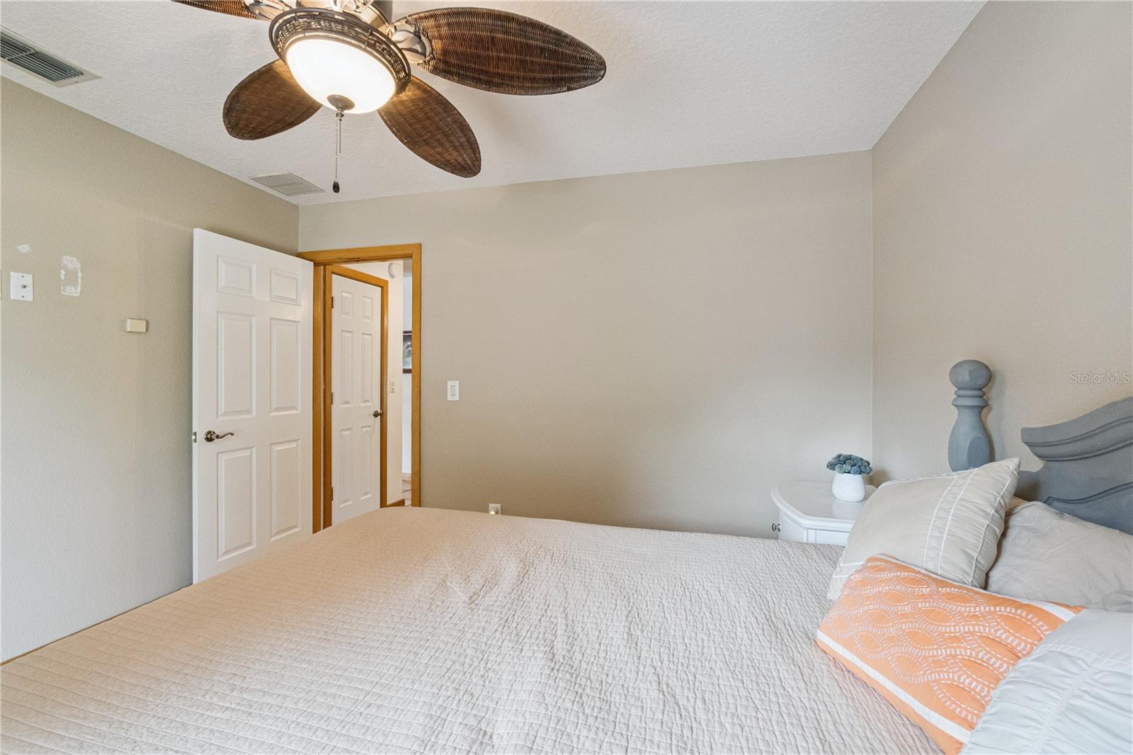 S L & I C - Residential