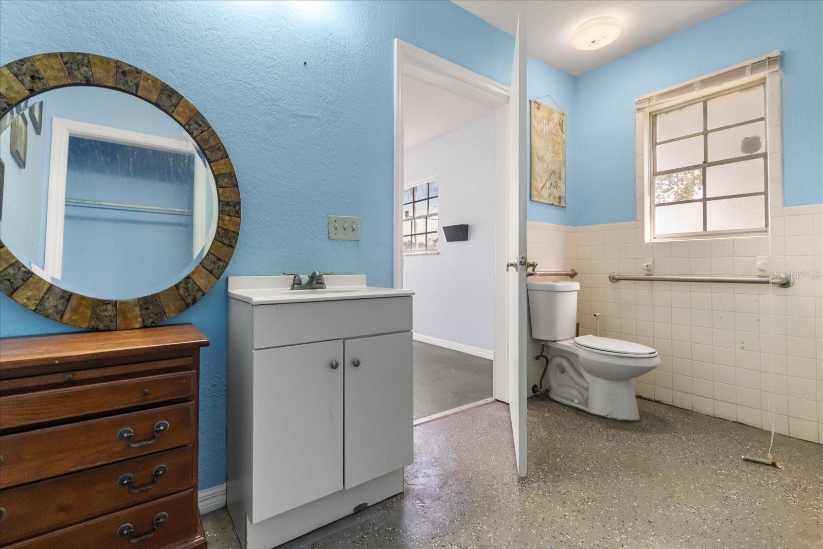 UNPLATTED - Commercial Sale