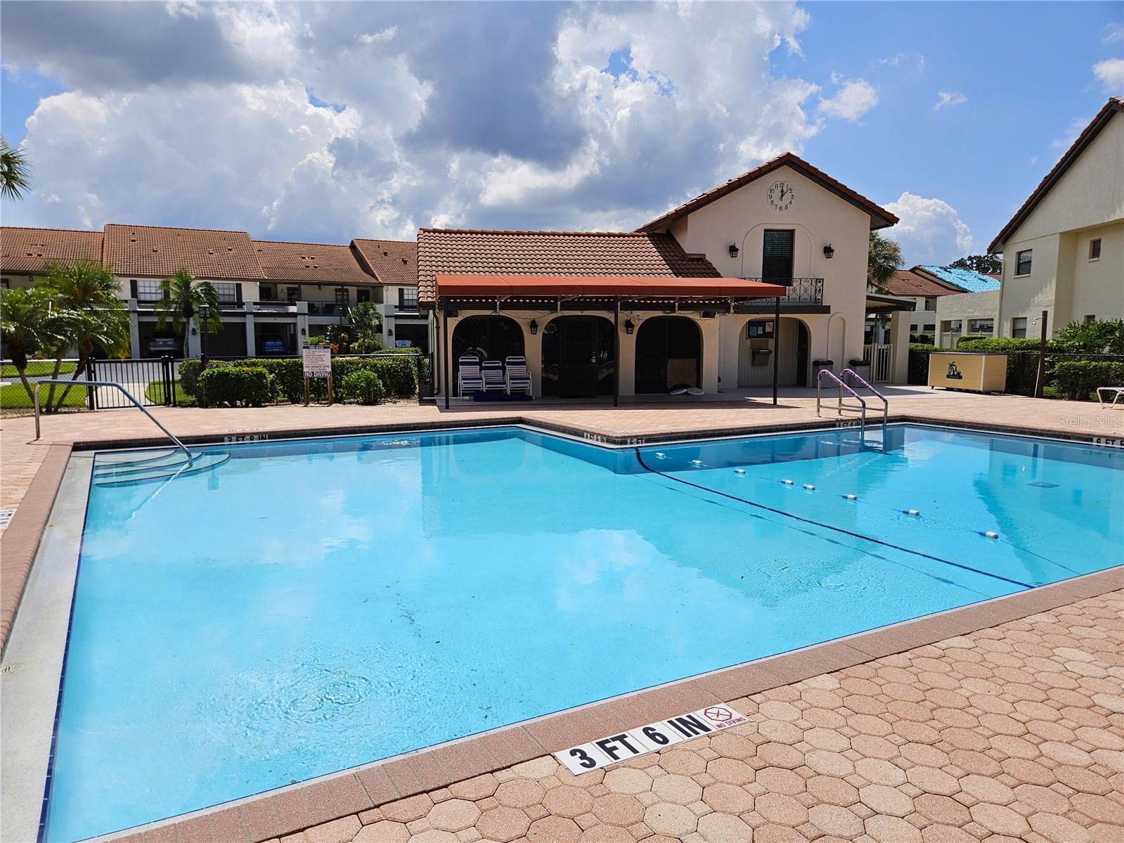 ESTANCIAS OF CAPRI ISLES - Residential Lease