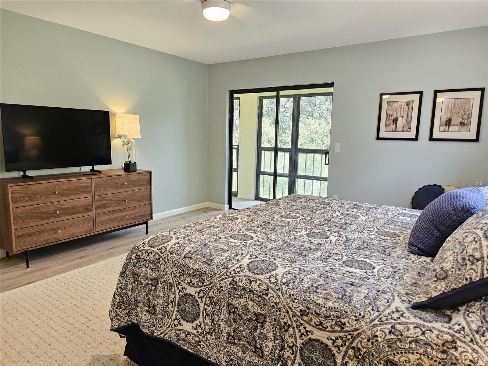 ESTANCIAS OF CAPRI ISLES - Residential Lease