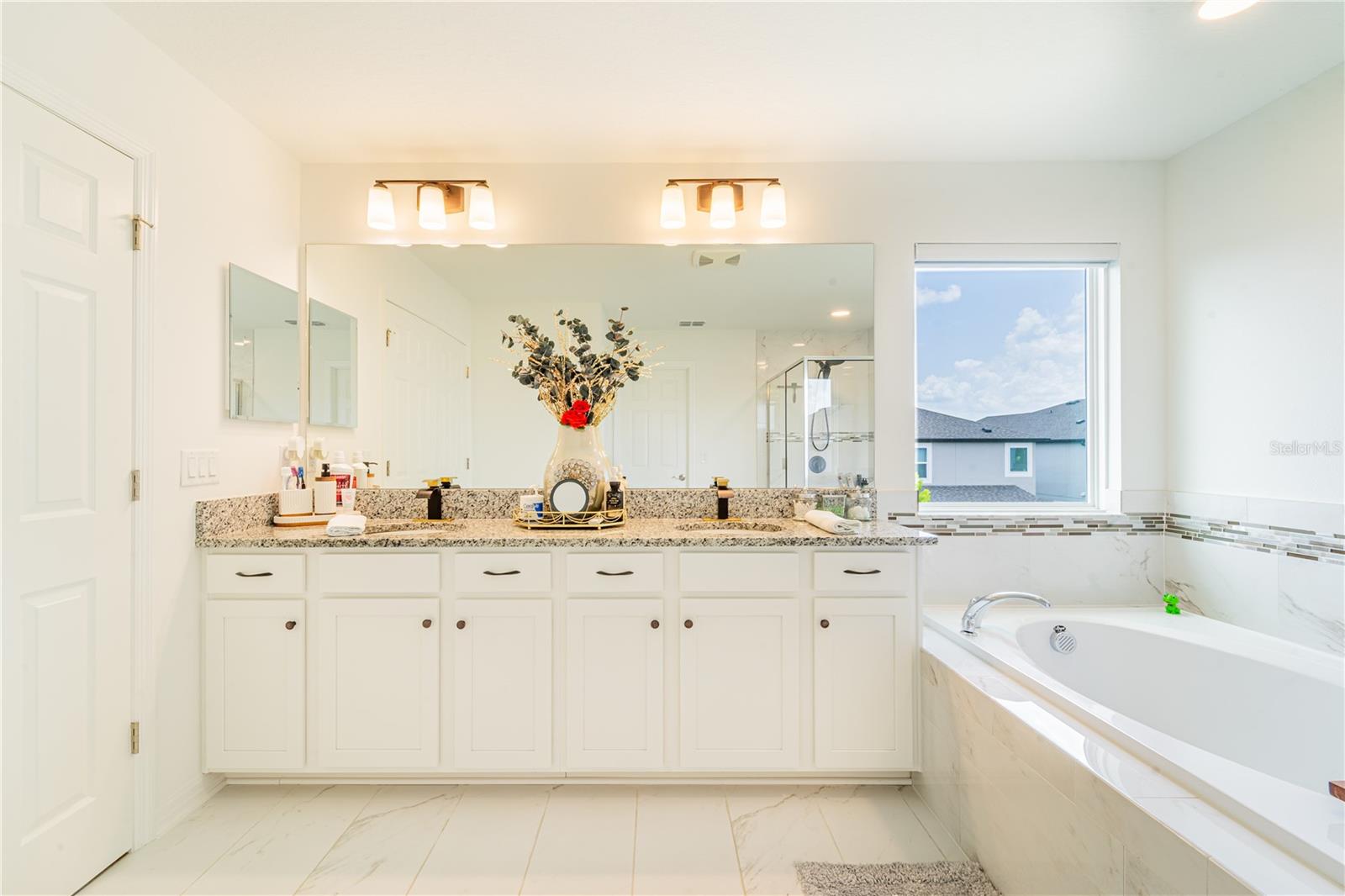 WHISPERING OAKS PRESERVE PH 2 - Residential