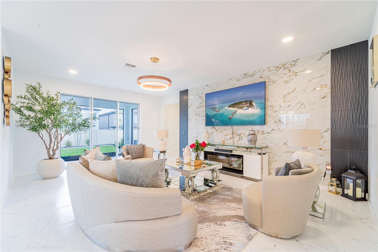 WHISPERING OAKS PRESERVE PH 2 - Residential