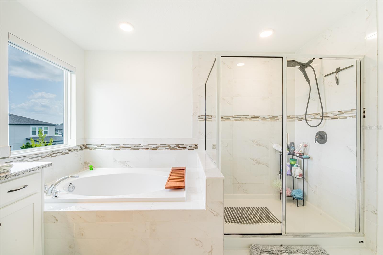 WHISPERING OAKS PRESERVE PH 2 - Residential