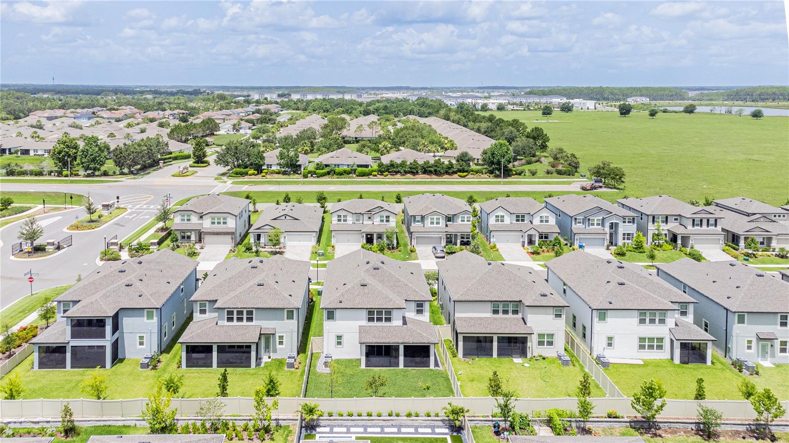WHISPERING OAKS PRESERVE PH 2 - Residential