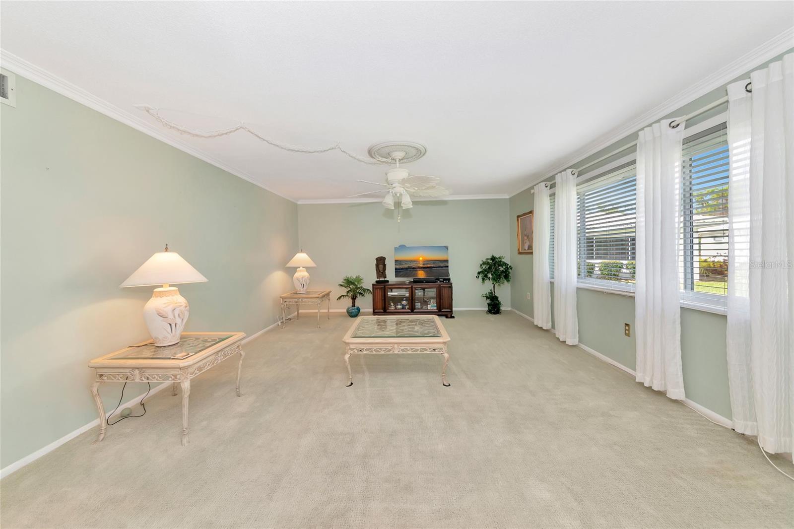 STRATHMORE VILLA SEC 09 - Residential