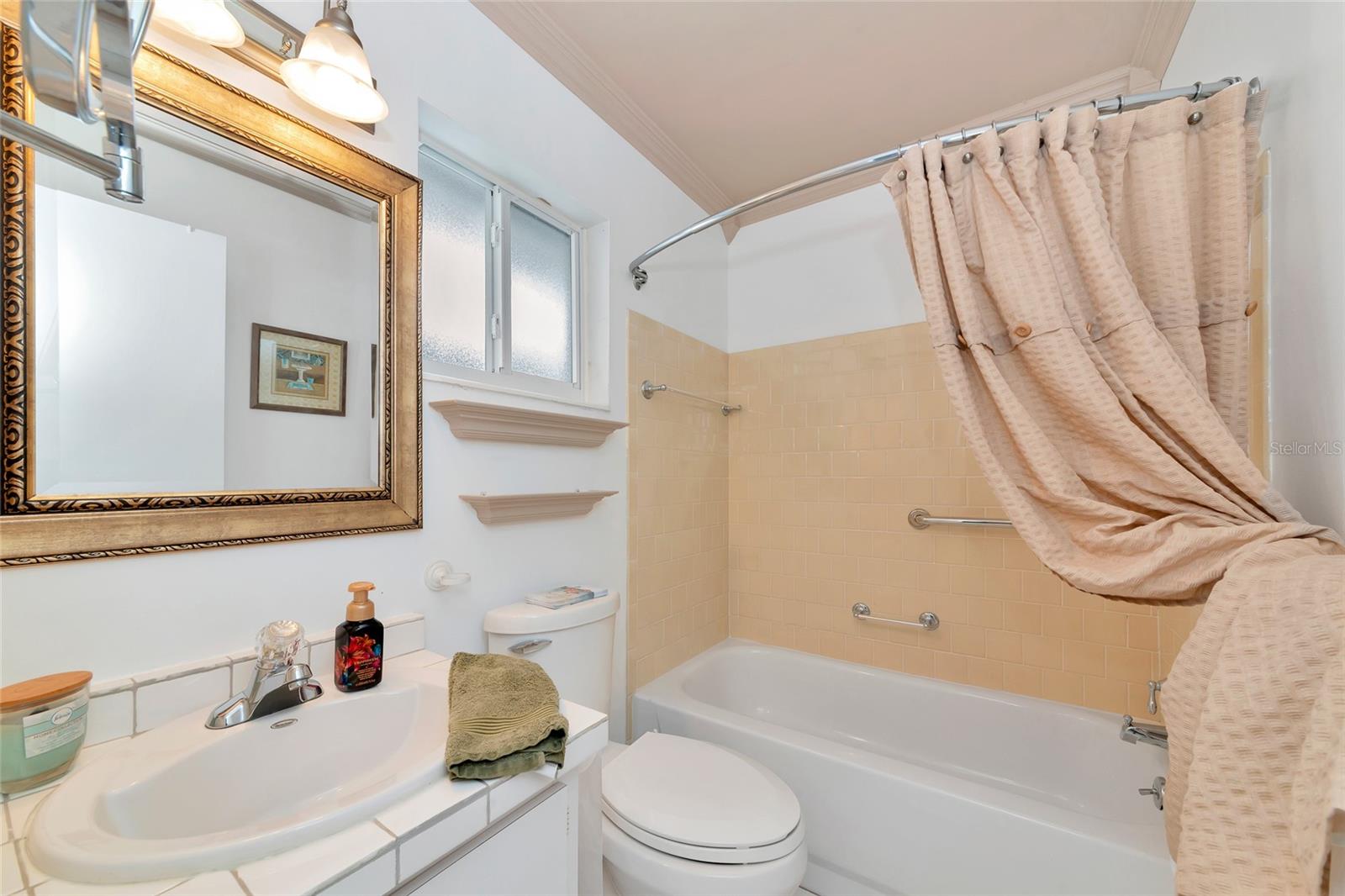 STRATHMORE VILLA SEC 09 - Residential