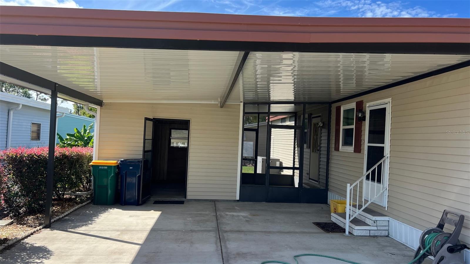 TAVARES FOX RUN MOBILE HOME SUB - Residential
