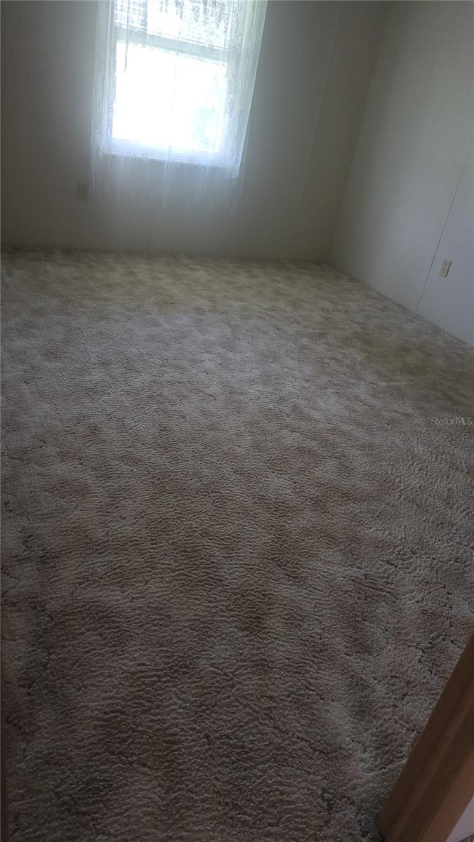TAVARES FOX RUN MOBILE HOME SUB - Residential