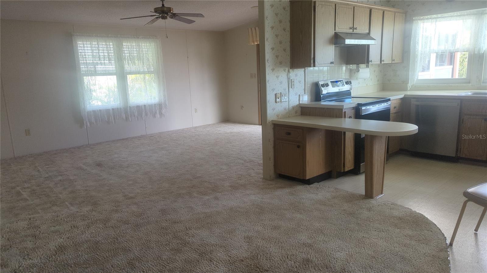 TAVARES FOX RUN MOBILE HOME SUB - Residential