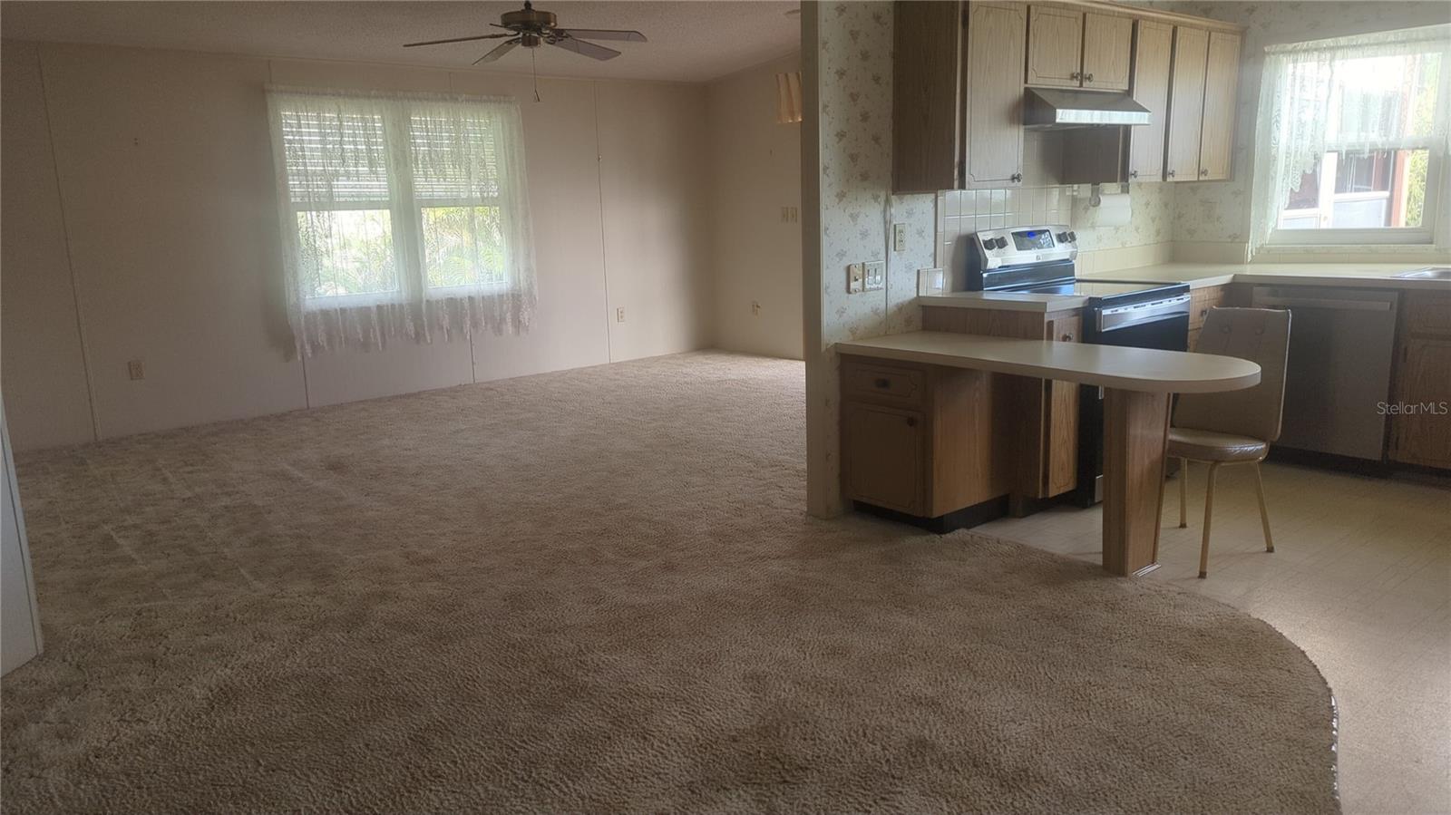 TAVARES FOX RUN MOBILE HOME SUB - Residential
