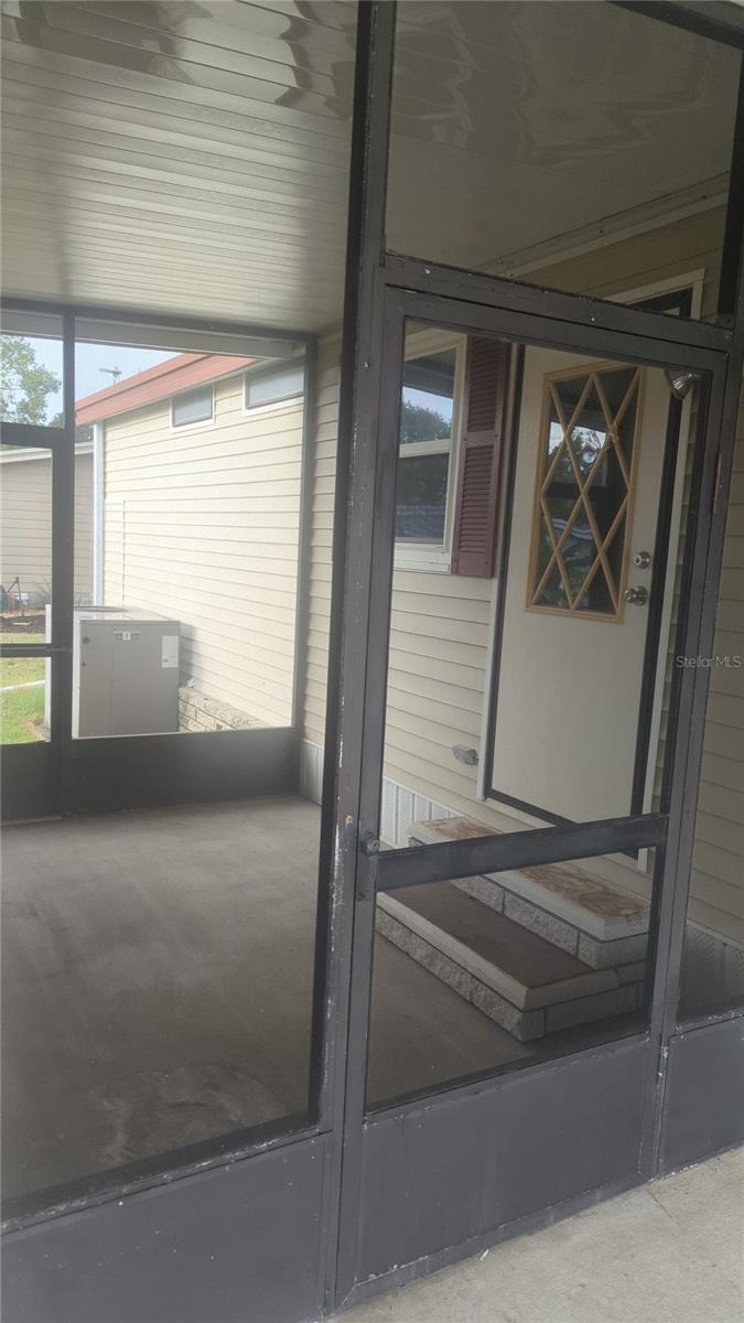TAVARES FOX RUN MOBILE HOME SUB - Residential