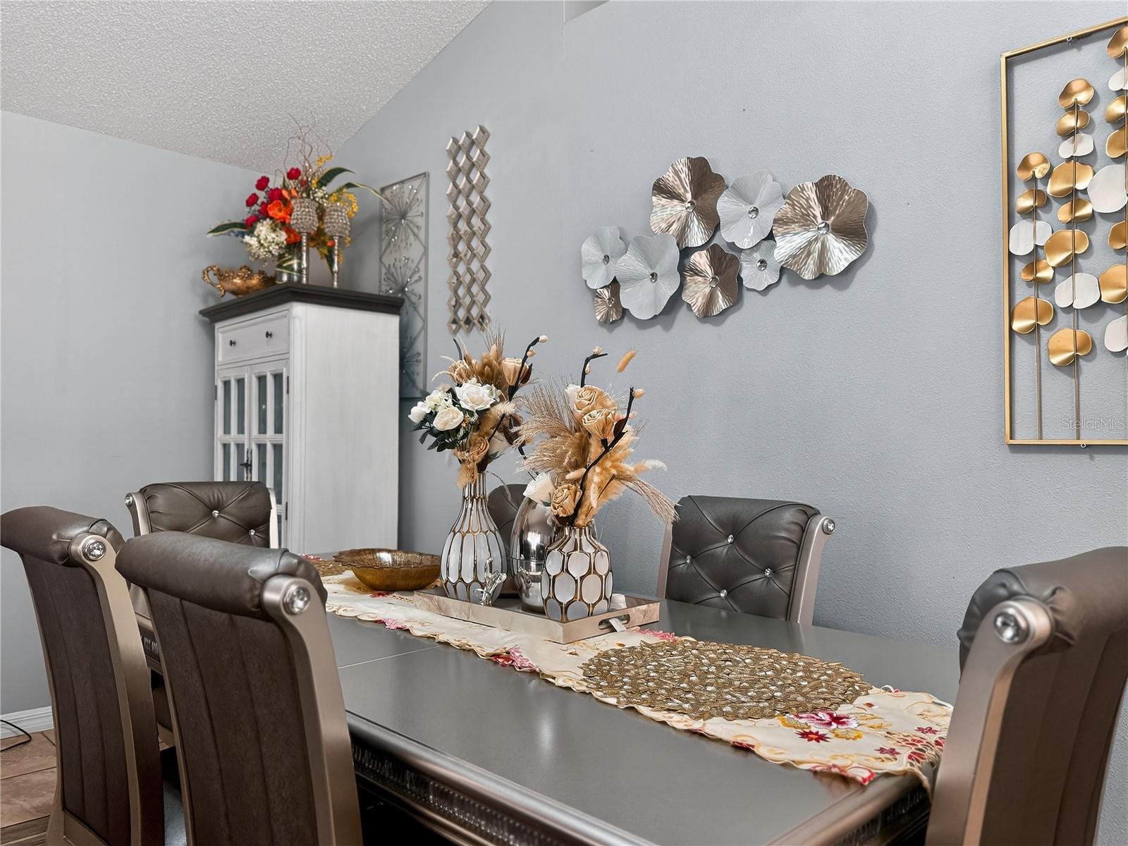 AVENTURA ESTATES - Residential