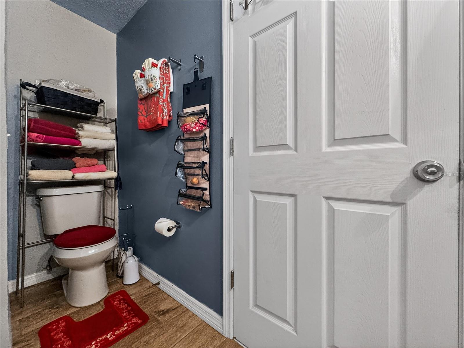 AVENTURA ESTATES - Residential