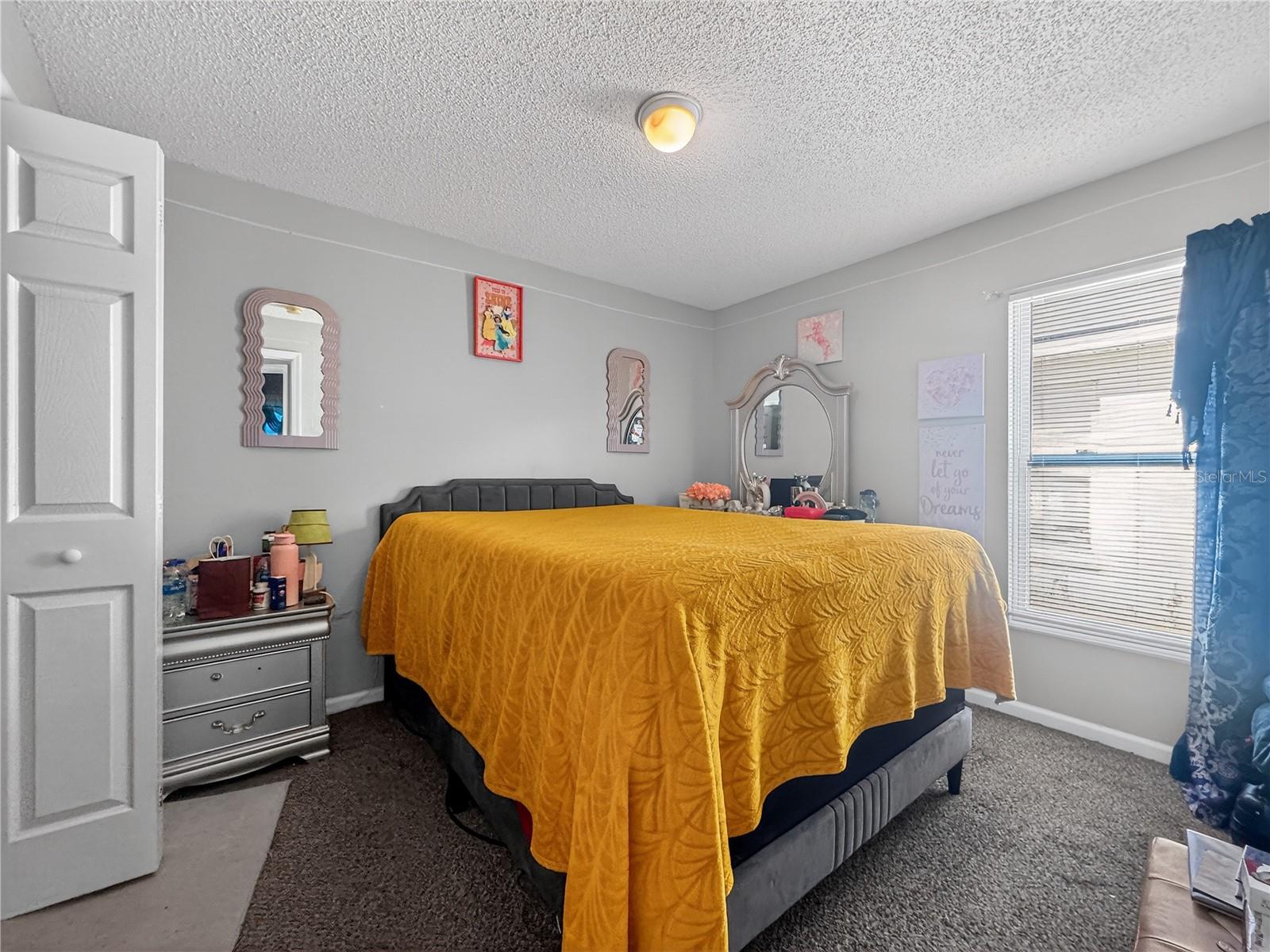 AVENTURA ESTATES - Residential